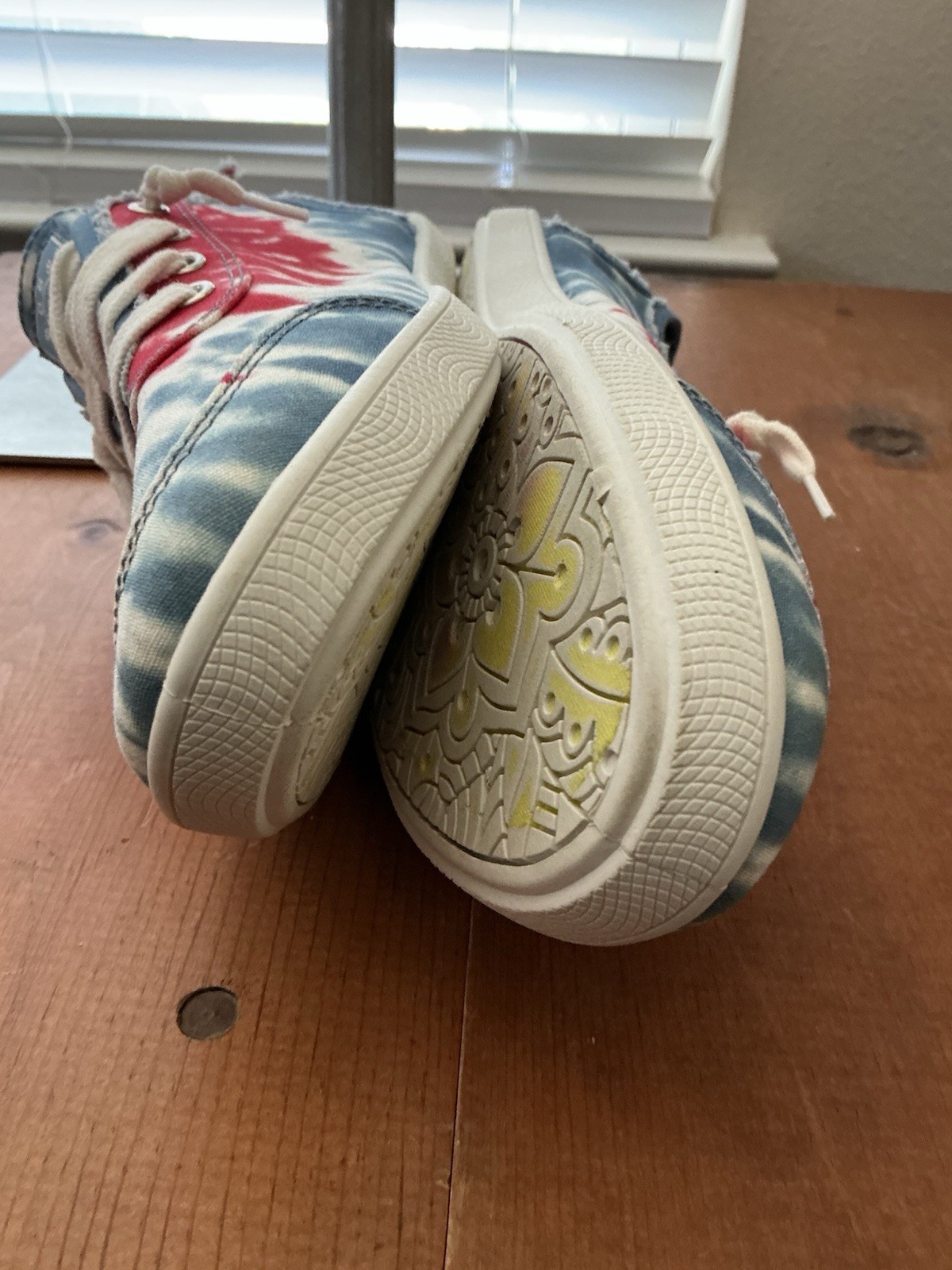 BOBs B Cute Skechers Patriotic Camp Color From Finish Line Memory Foam SZ 10