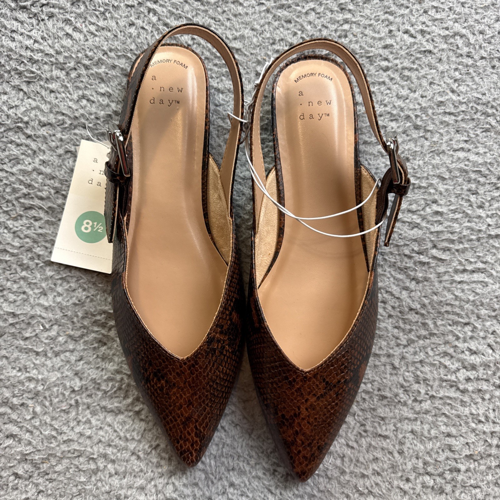 A New Day Shoes Womens Size 8.5 Brown Snake Print Slingback Flats Memory Foam