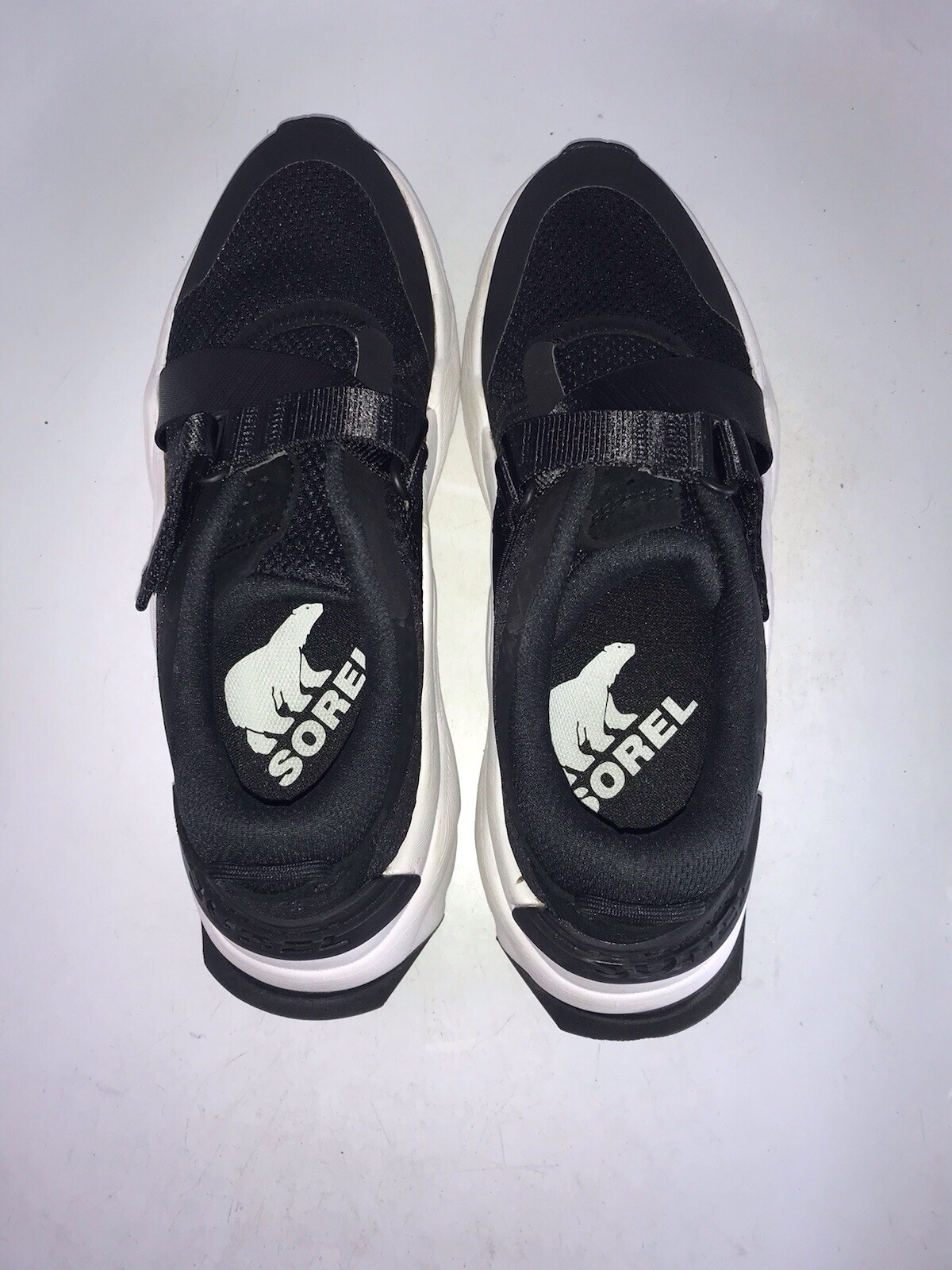 Sorel Women’s Kinetic RNEGD Strap Sneaker Black Air Mesh Sz 8 US