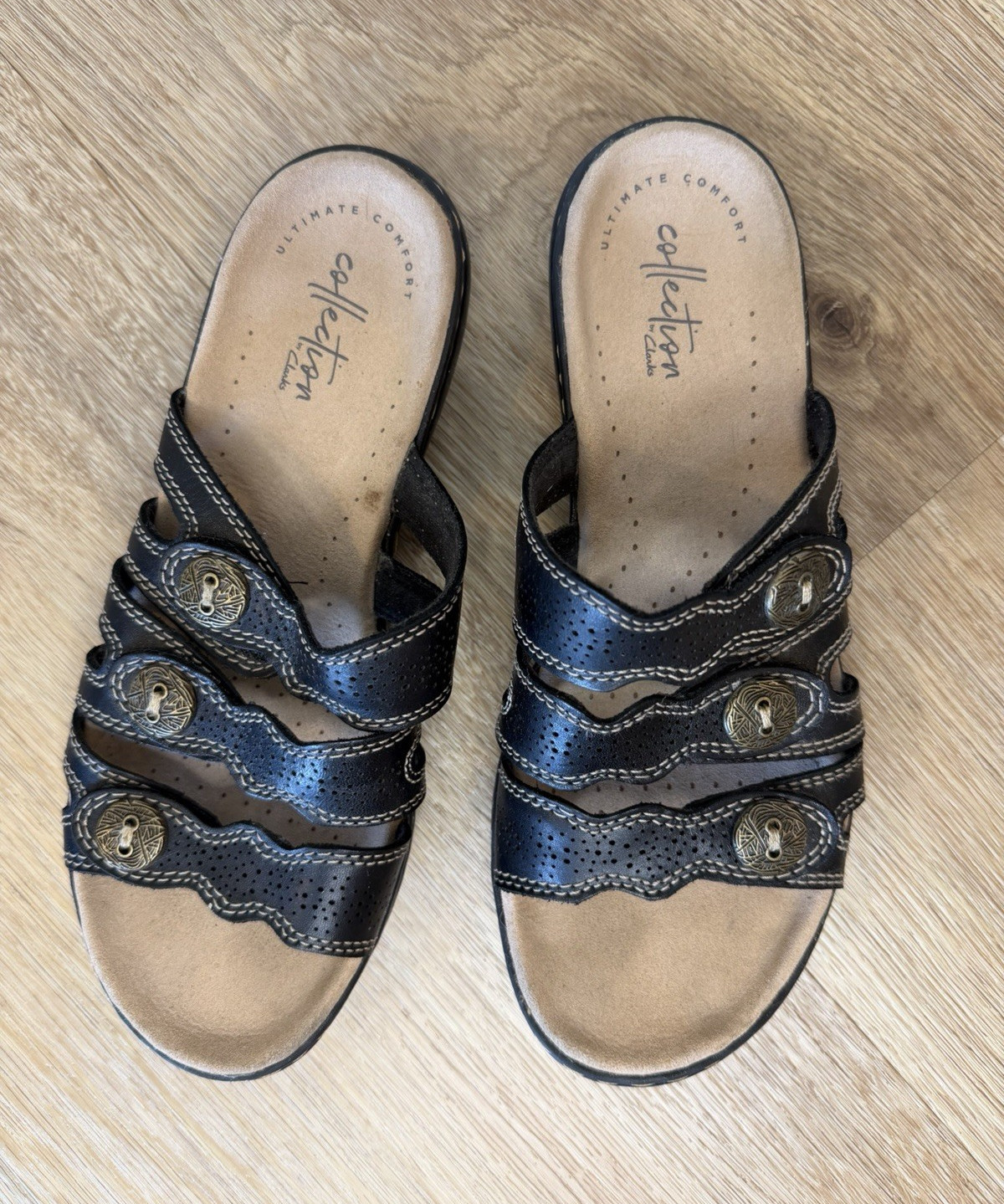Clarks Black Leather Wedge Slide Sandals Women’s US 8 M Comfort Cushioned