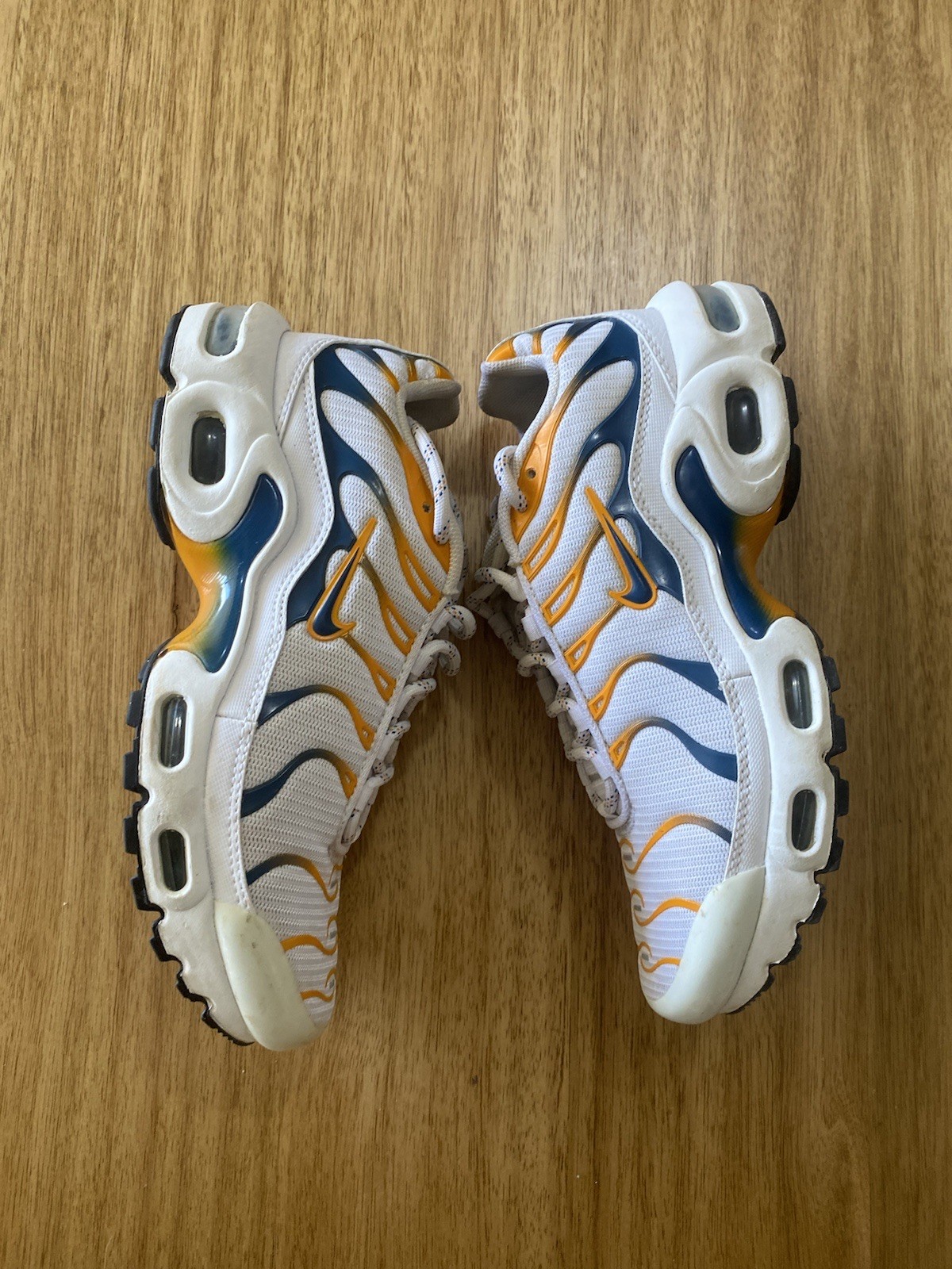Nike Air Max Plus TN ‘Kumquat Marina’ DV7083-100Sneakers (Women’s US6.5/5Y)