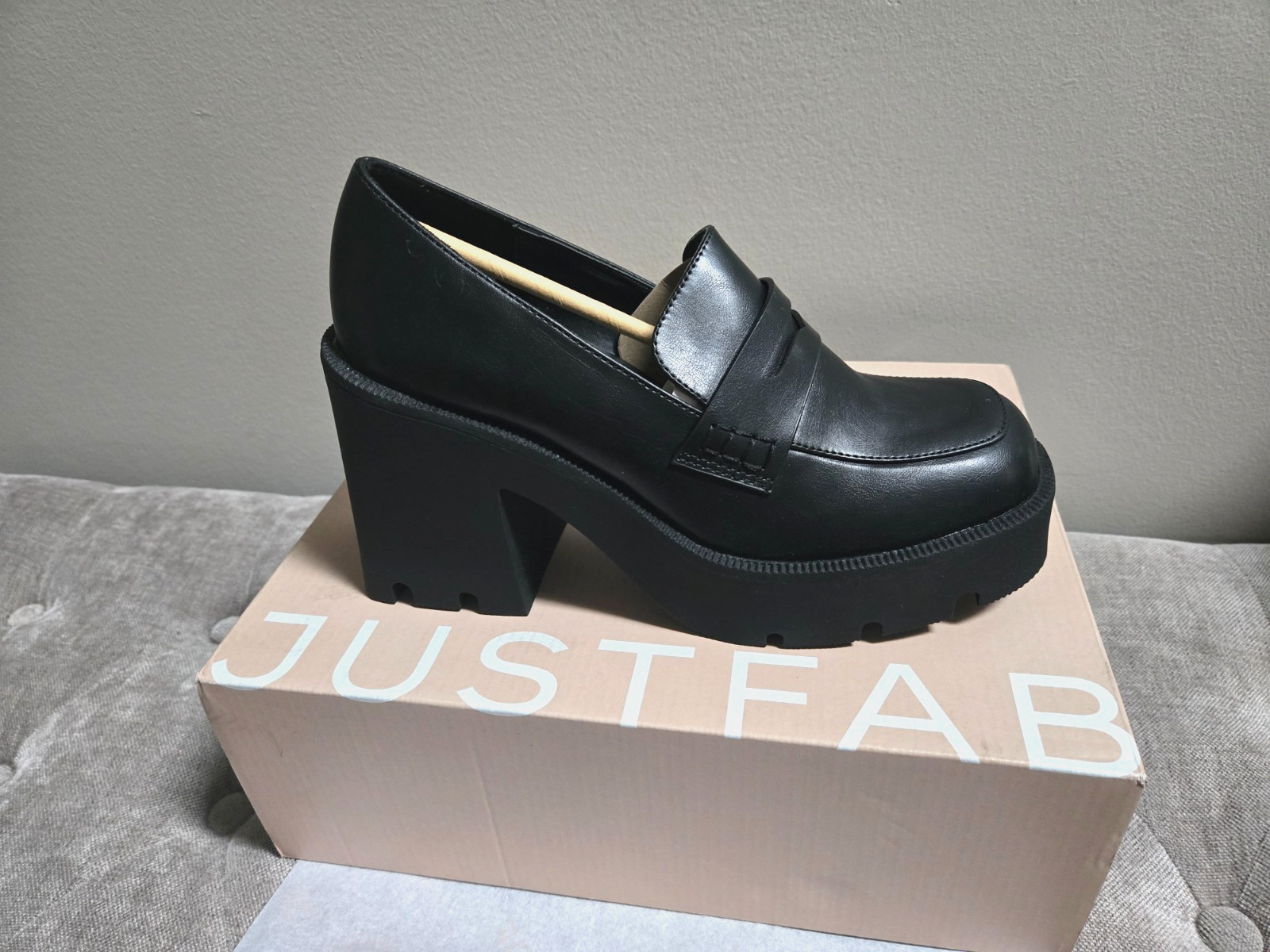 JustFab Black Platform Loafer Pumps Womens Chunky Block Heel Size 8