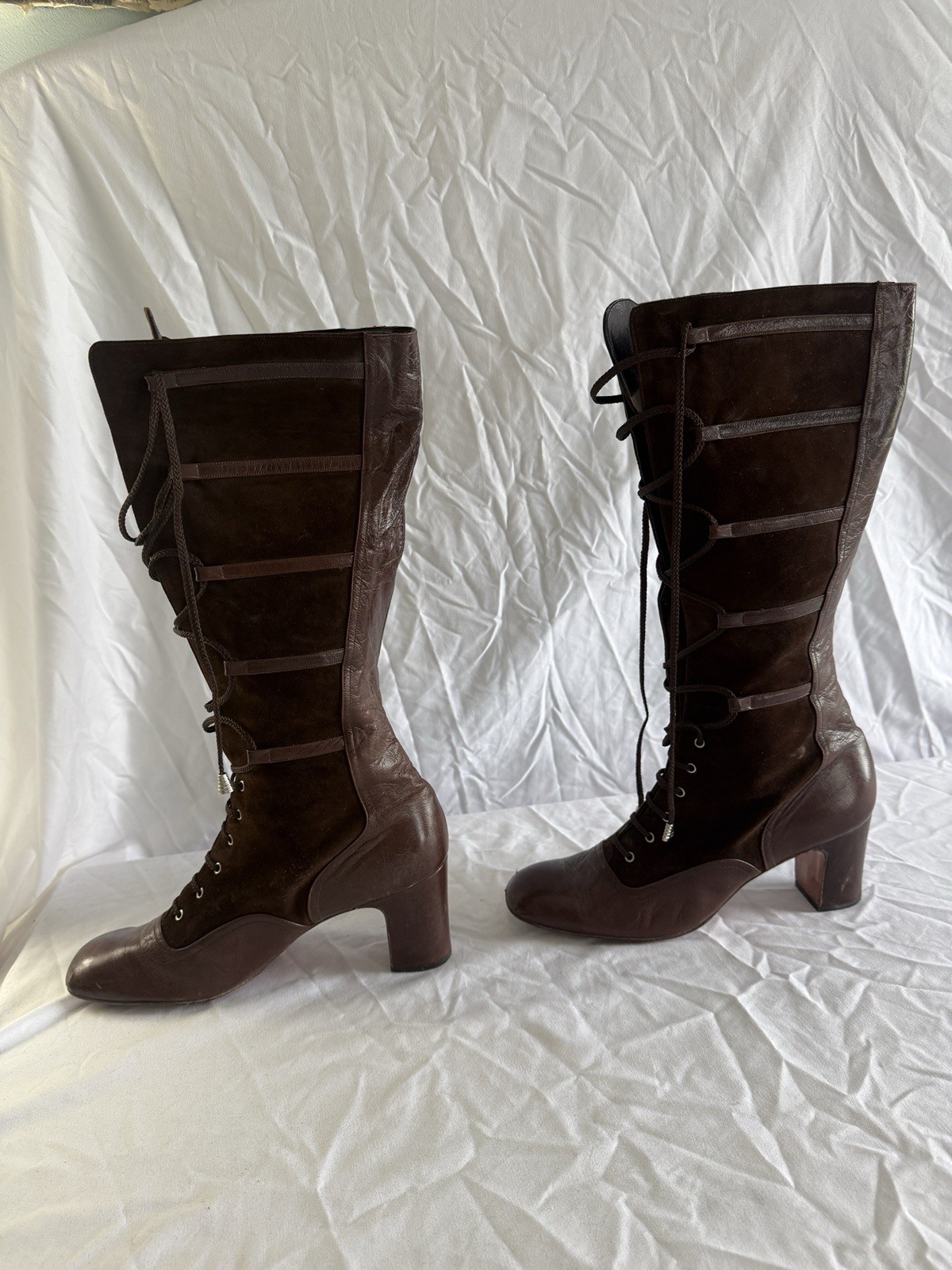 Ultima Women’s Brown Leather Knee High Riding Boots Lace Up Round Toe Size 7.5