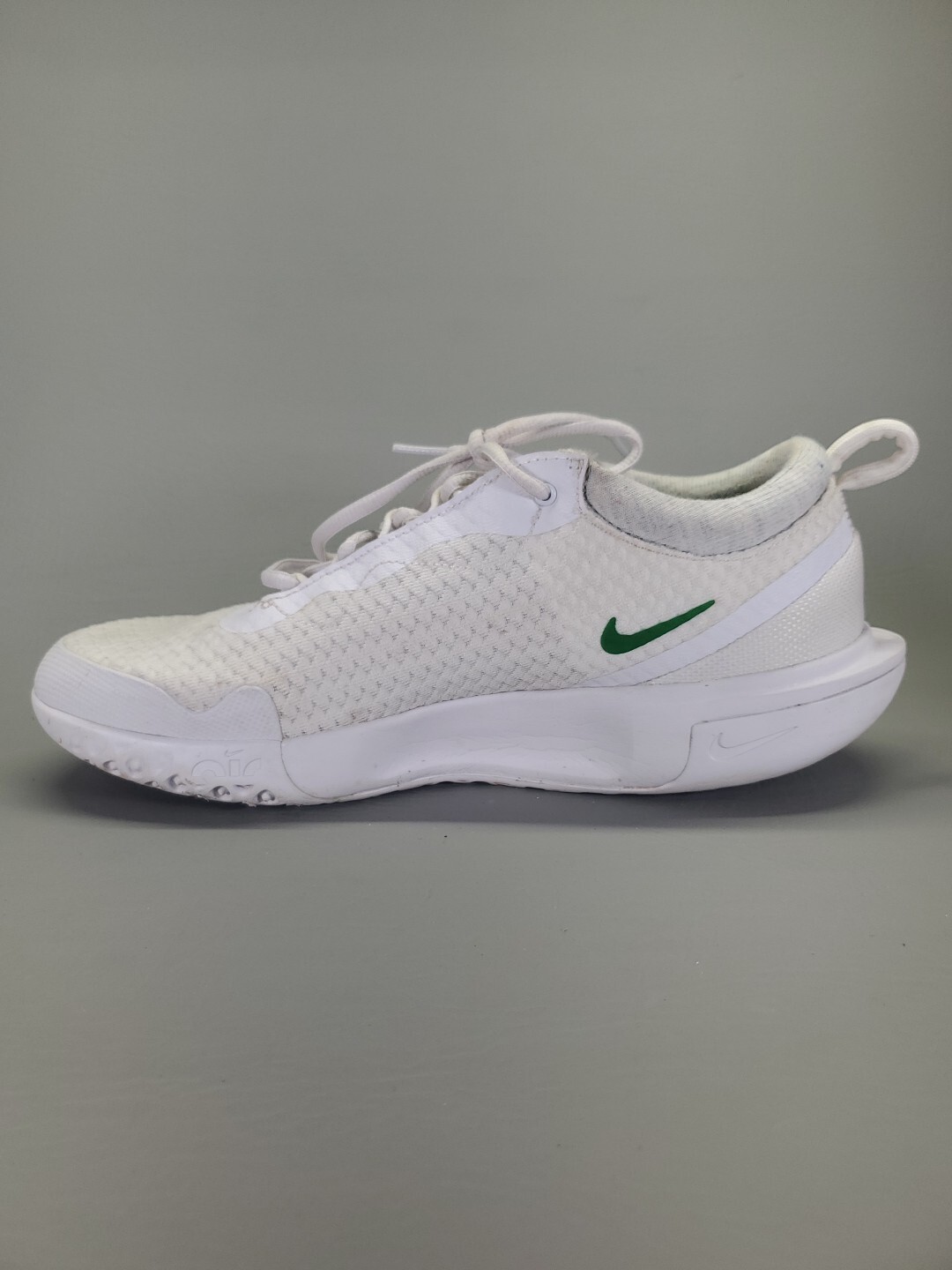 Nike Court Air Zoom Pro 8mm Womens 9.5 Off White Green Tennis Shoes DV3285-103