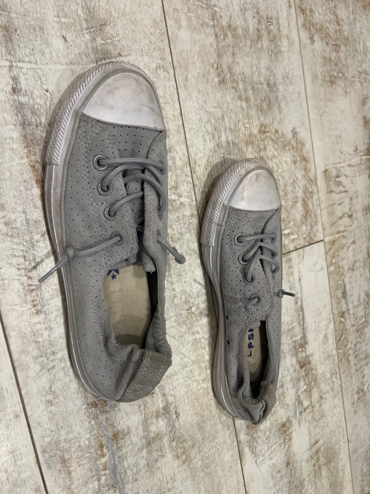 Converse Chuck Taylor All Star Low Top Gray Canvas Sneakers Women’s 7.5 Men’s 5