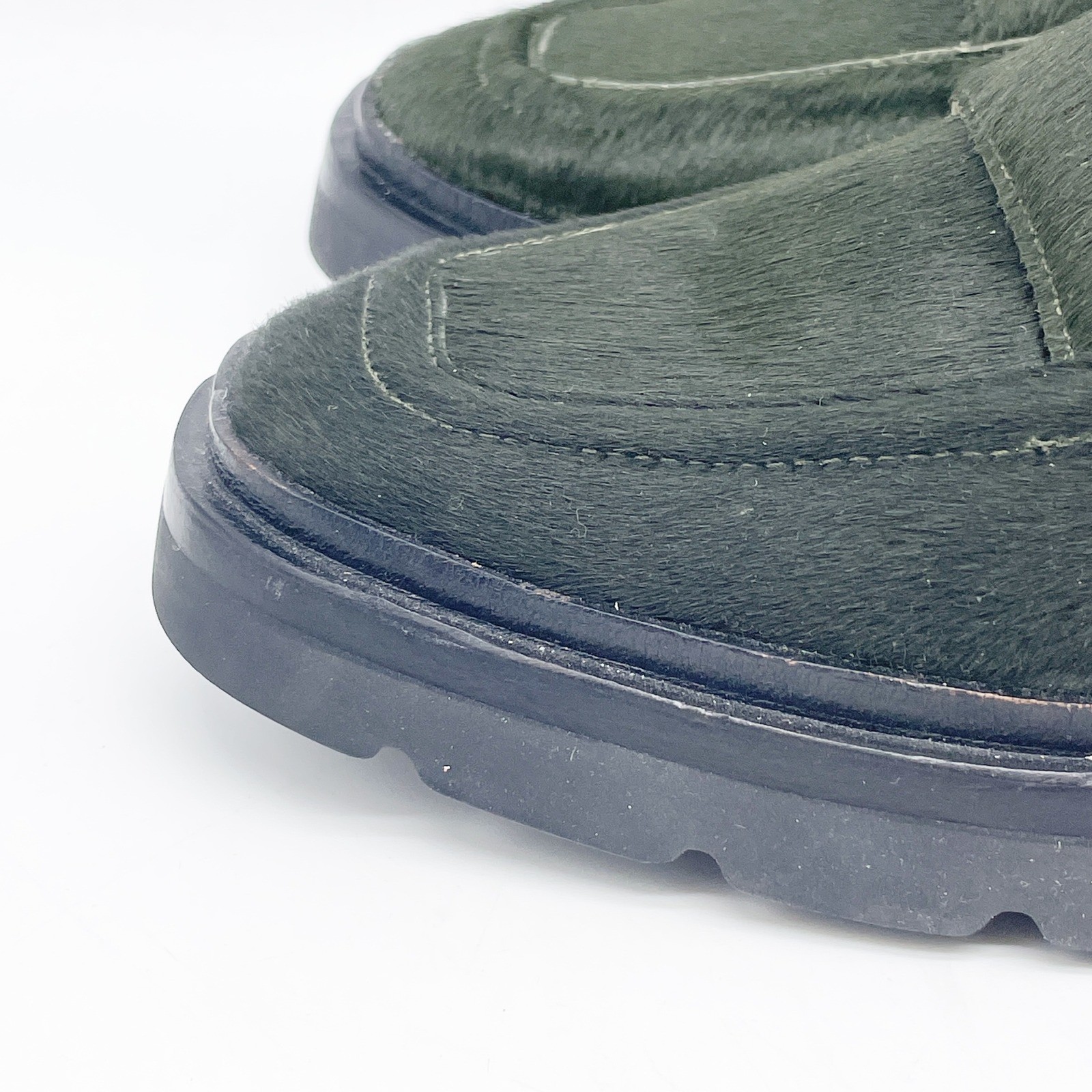 Vince Women’s Robin Genuine Calf Hair Lug Sole Loafer Olive Green US 6 / EUR 36