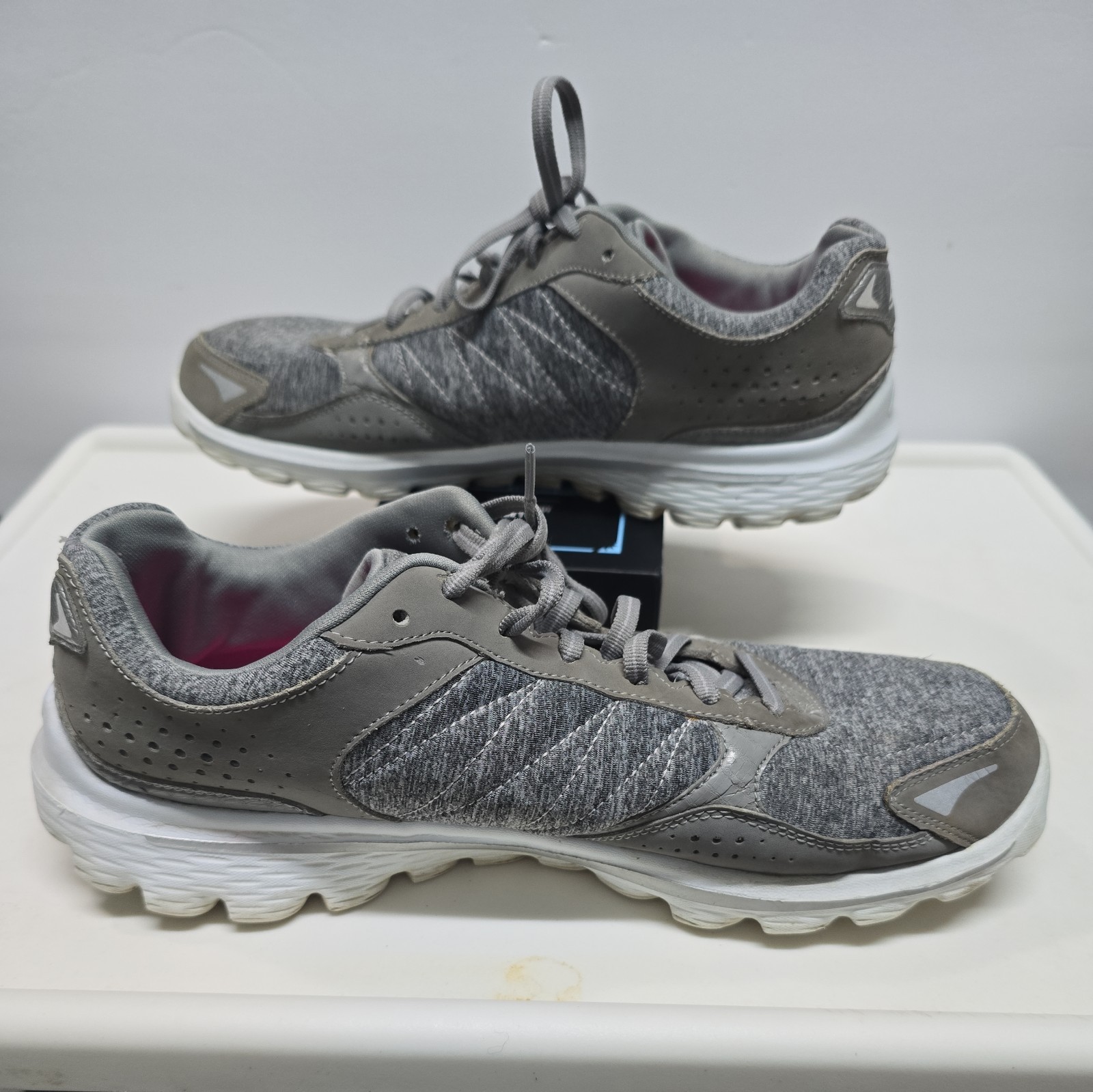 Skechers Trainers Shoes Womens Size 10 Gray Go Walk Flash Knit Leather 13971