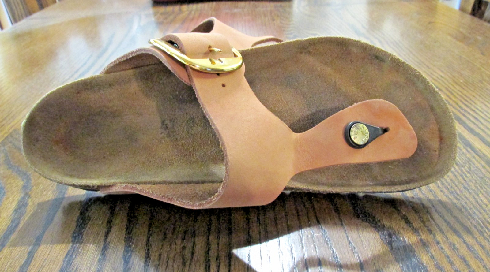 WOMENS BIRKENSTOCK TAN LEATHER BIG BUCKLE GIZEH SANDALS 41 10-10.5 M NICE!