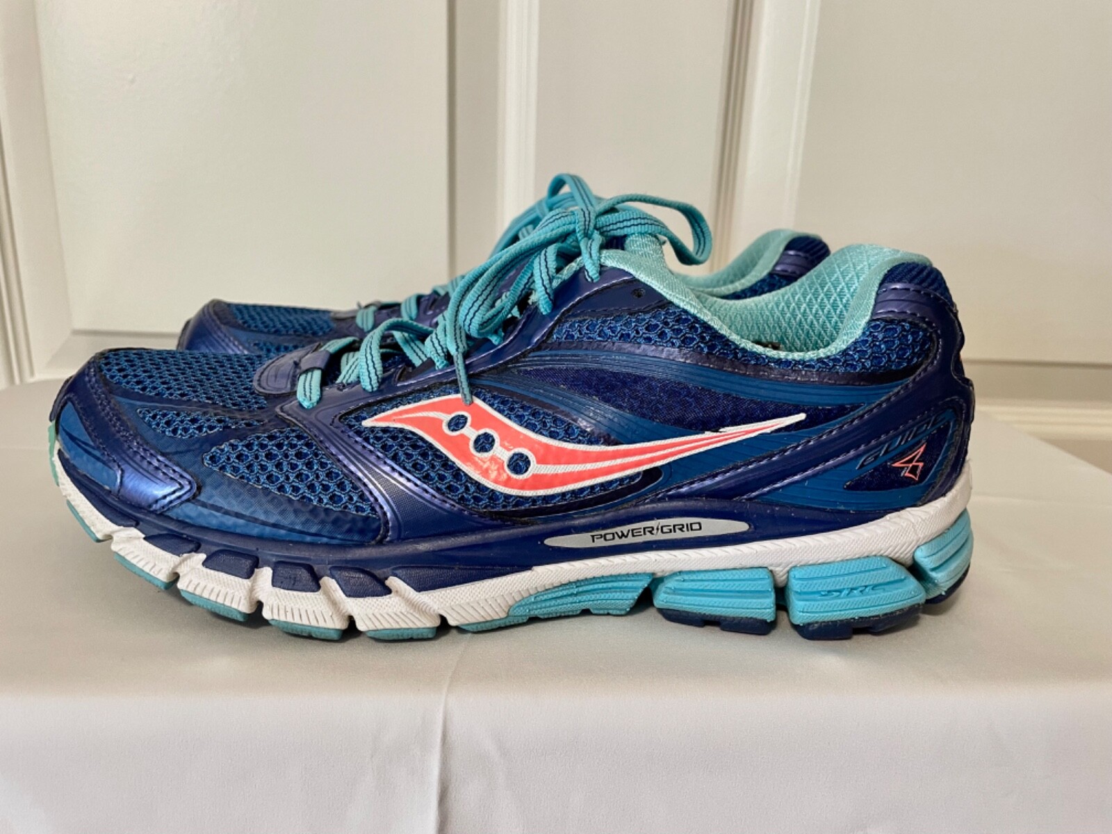 Saucony Women’s Size 9 Blue Power Grid Run Dry Sneakers 8mm Offset