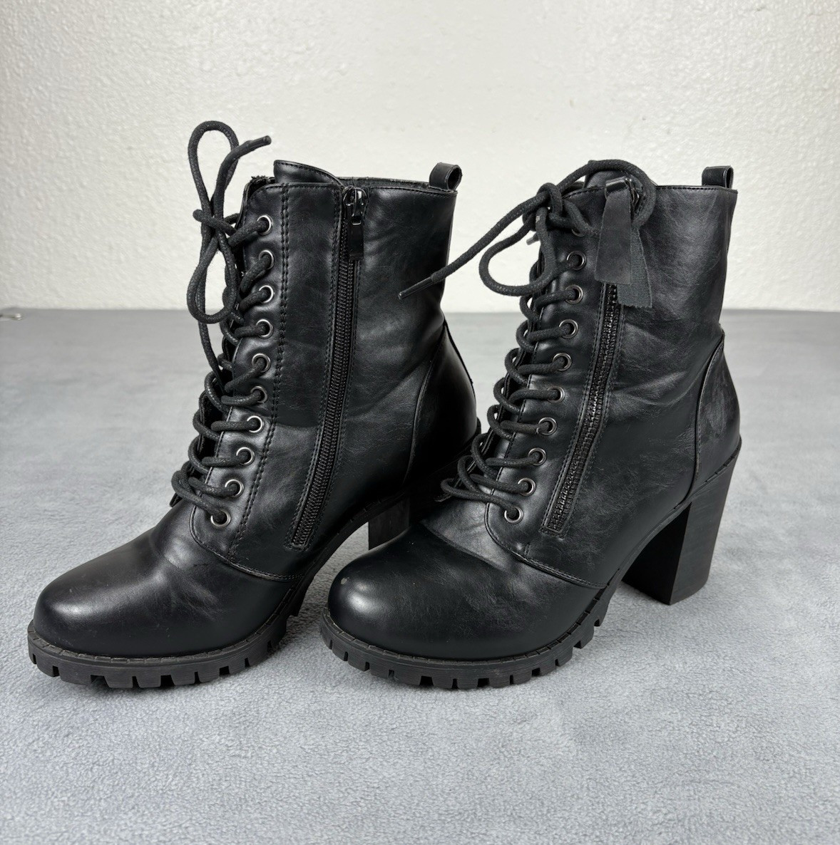 Forever Combat Heels Womens 8 Black Leather Lace Up Faux Zipper Y2K Edgy Punk