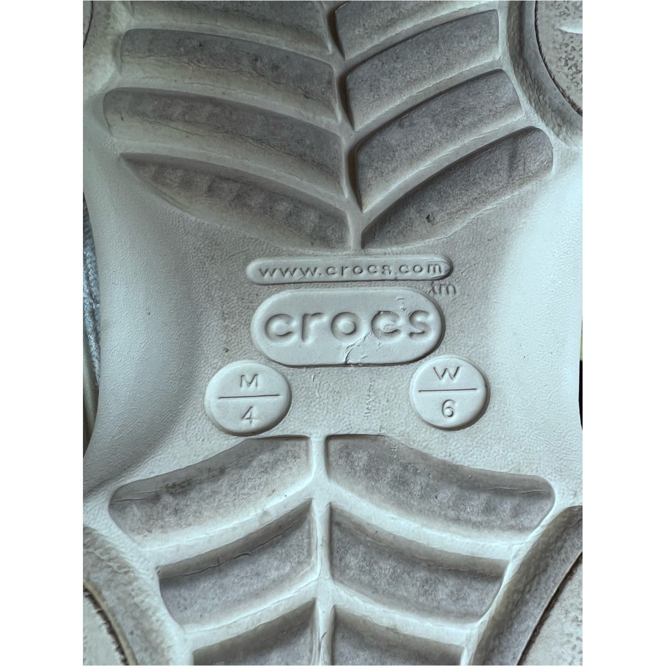 LEVI’S X CROCS ALL TERRAIN CLOG Men’s 4 Women’s 6