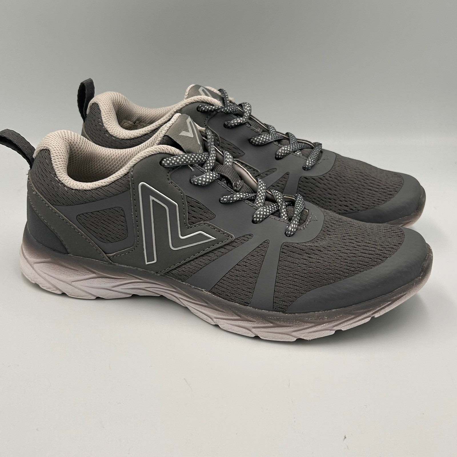 Vionic Miles Active Sneaker Charcoal Gray Mesh Walking Shoes 335MILES Womens 6.5