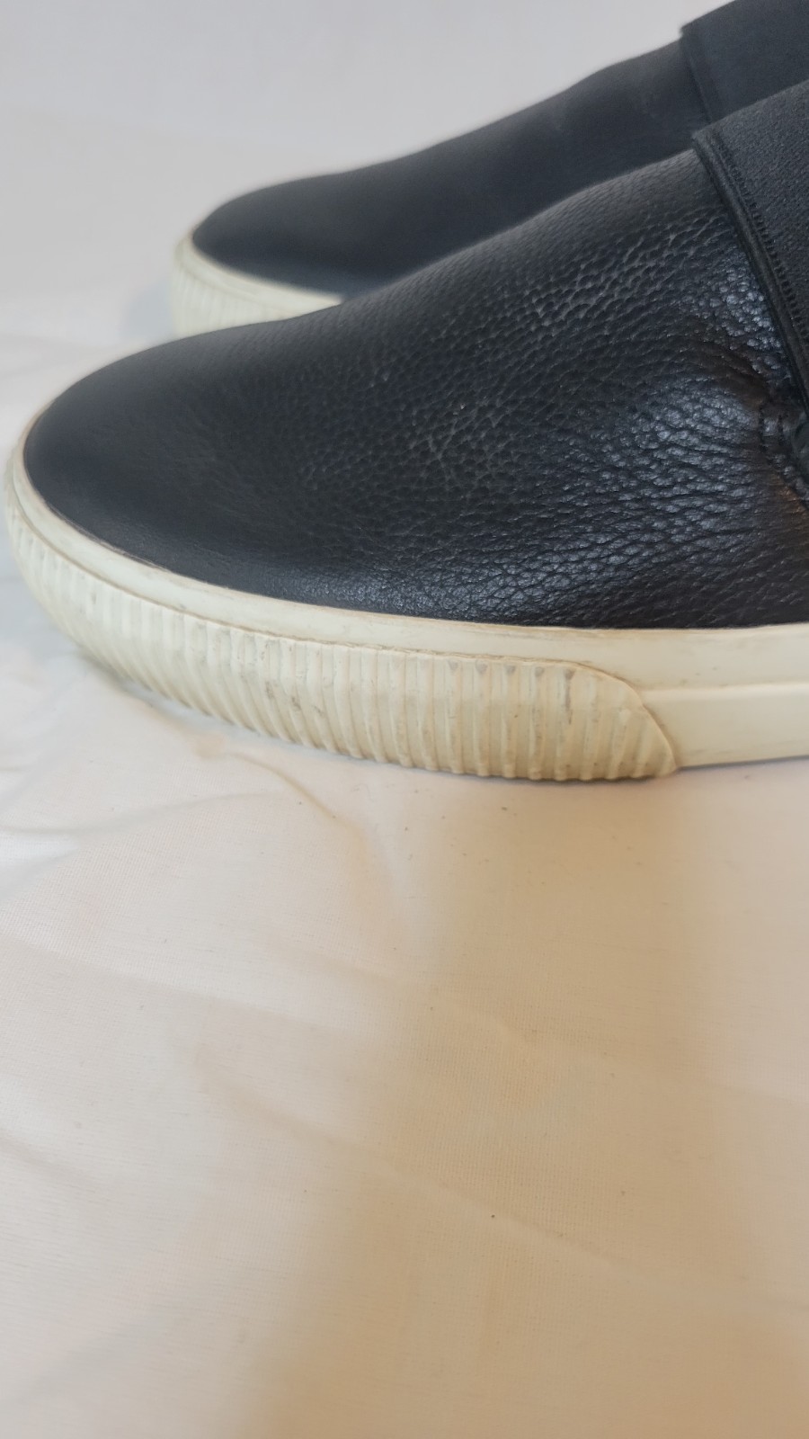 Vince Black Leather Kirkland Slip On Fashion Sneakers Womens Size US 9.5M