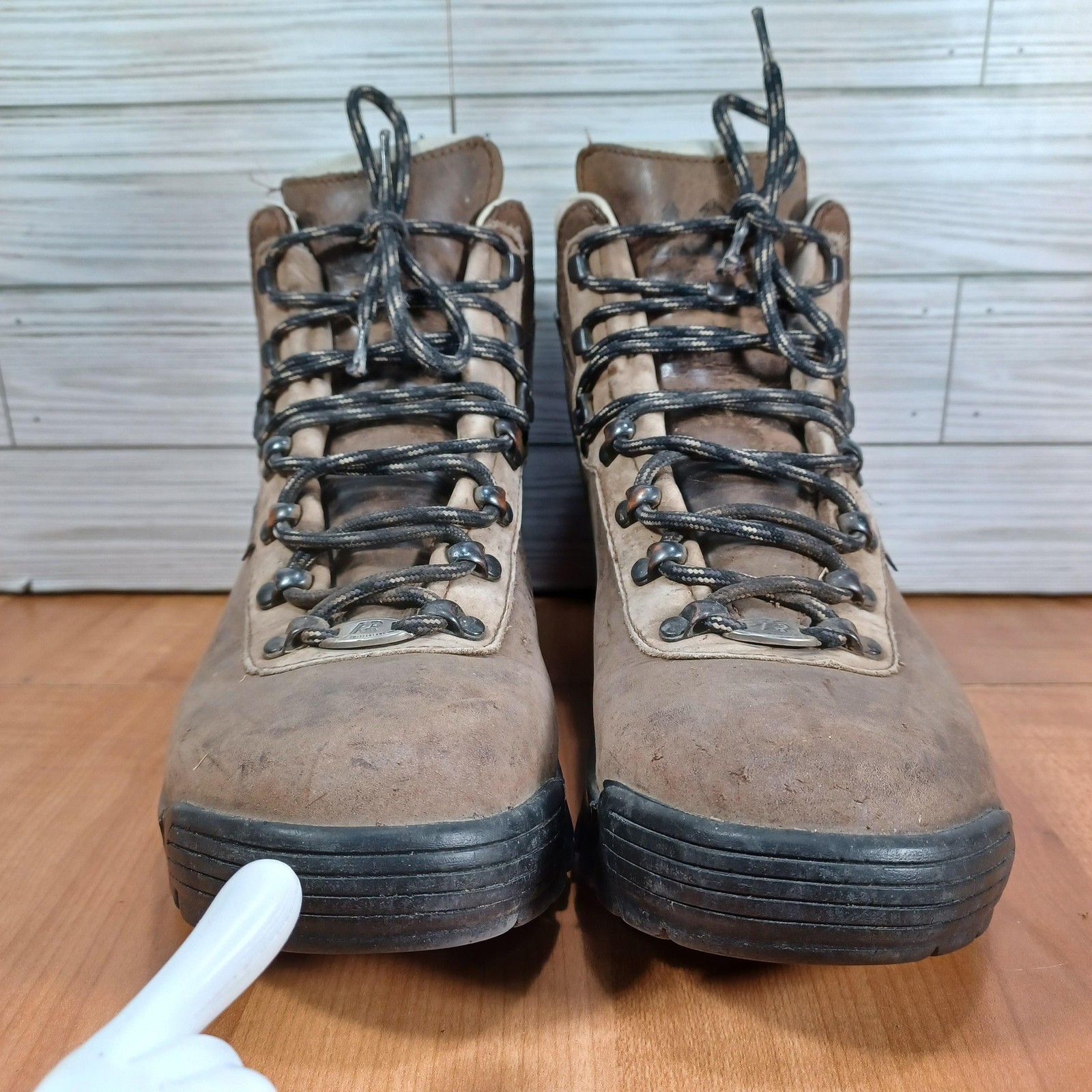 Vintage Raichle REI Boots Womens 9.5 M Distressed Mountaineering Made Hungary
