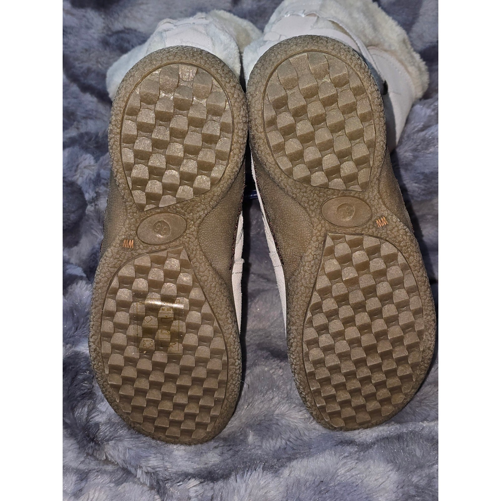 NWT Wanderlust Women’s Norway 11″ Size 6.5 Cream