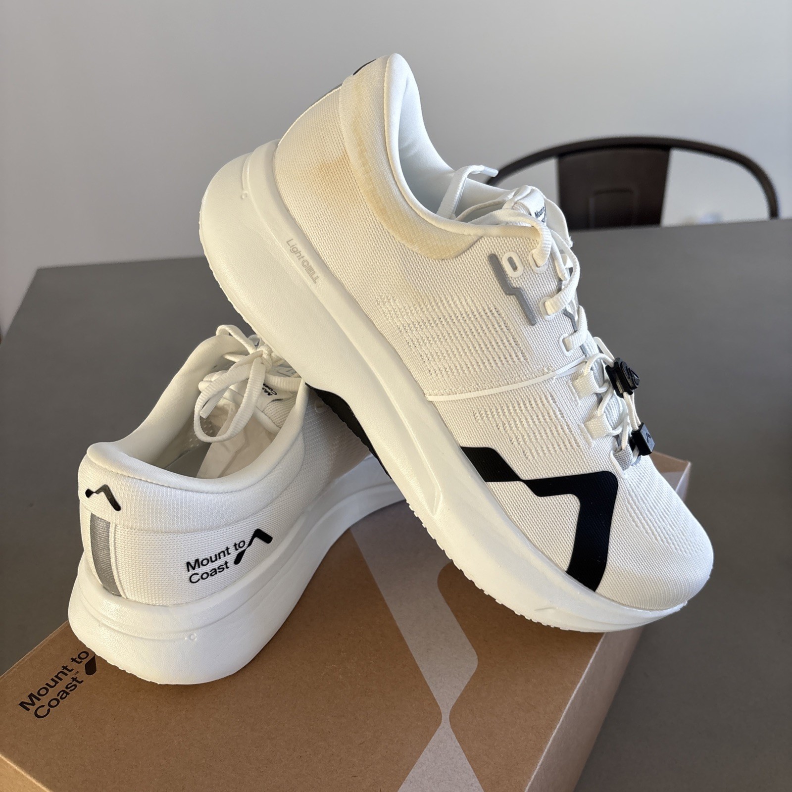 Mount to Coast R1 Women’s Running Shoes Size 8.5