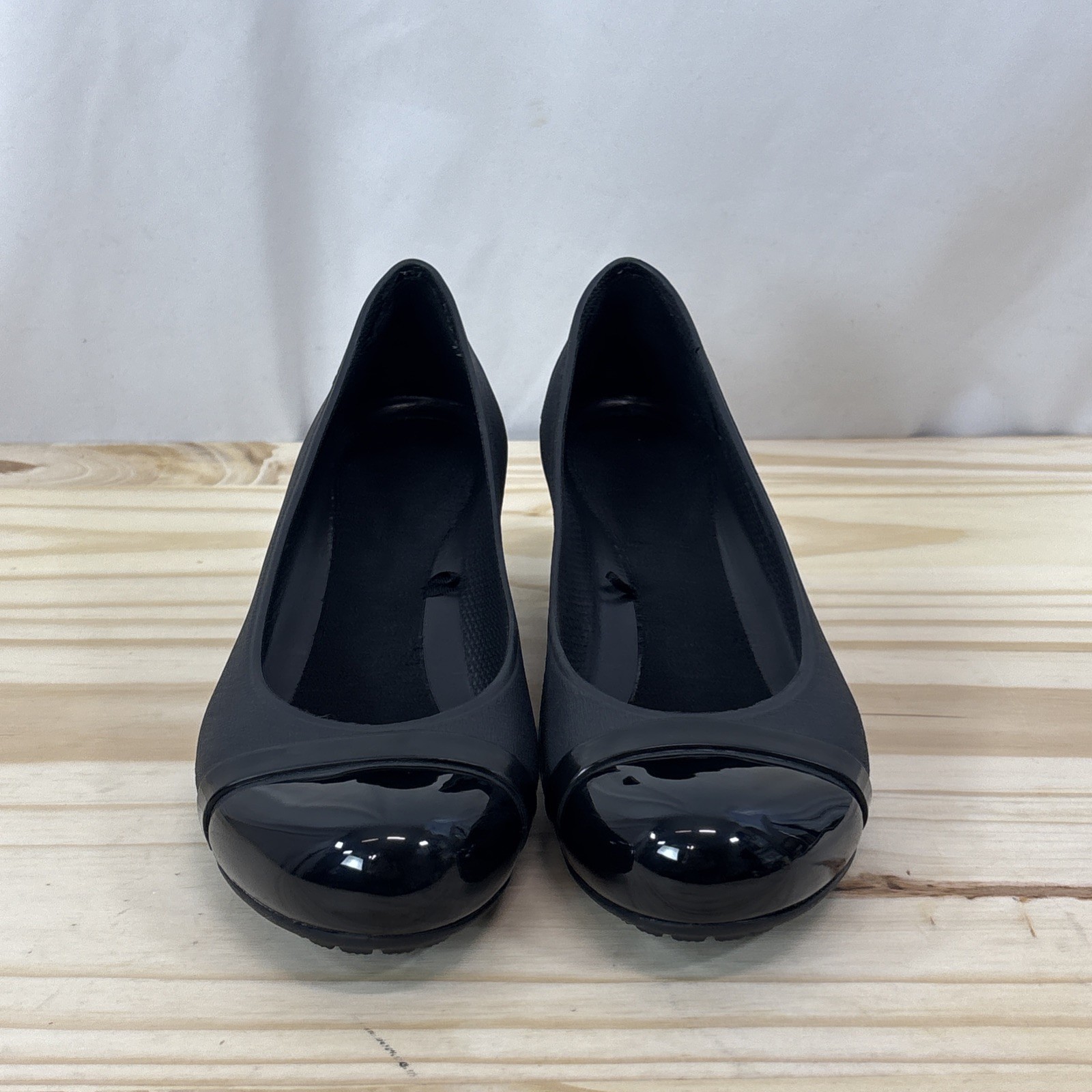 Crocs Wedge Heels Black Croslite Patent Cap Toe Detail Comfort Shoes Womens 8