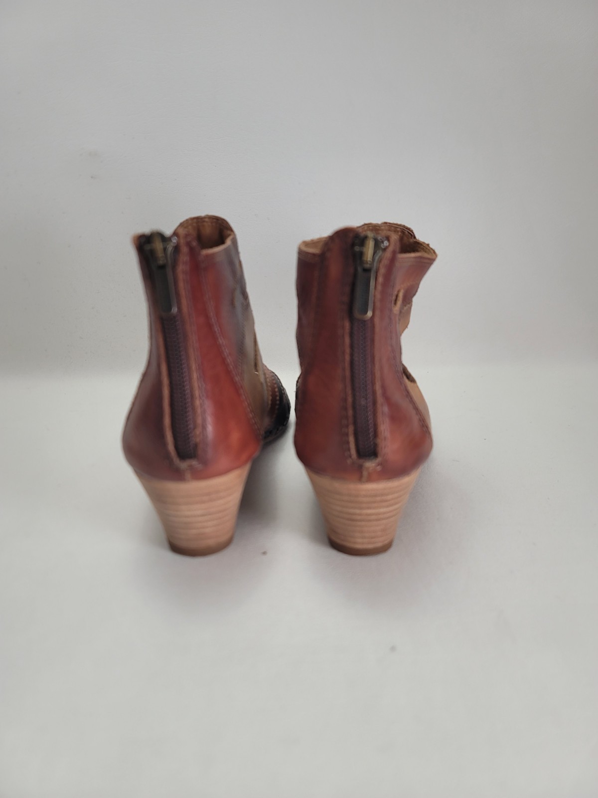 Pikolinos Cutout Leather Heels Booties EU 40 US 9 Spain Brown Heel Casual Travel