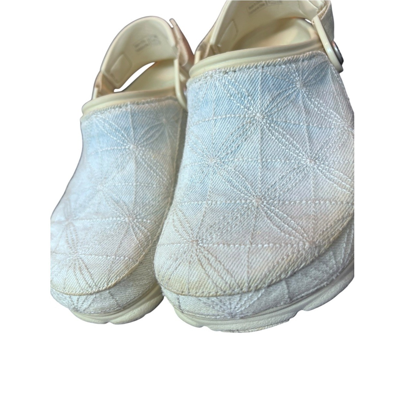 LEVI’S X CROCS ALL TERRAIN CLOG Men’s 4 Women’s 6
