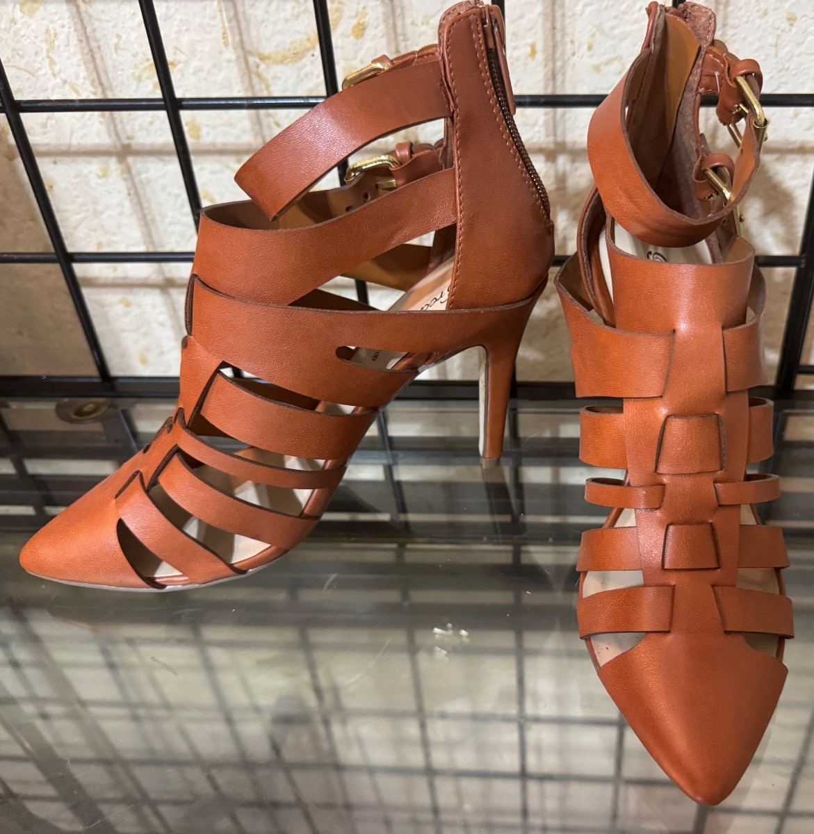 NEW NWOT Breckelle’s Brown Faux Leather strappy Boot/Shoes 3.5 in heel Sz: 6.5