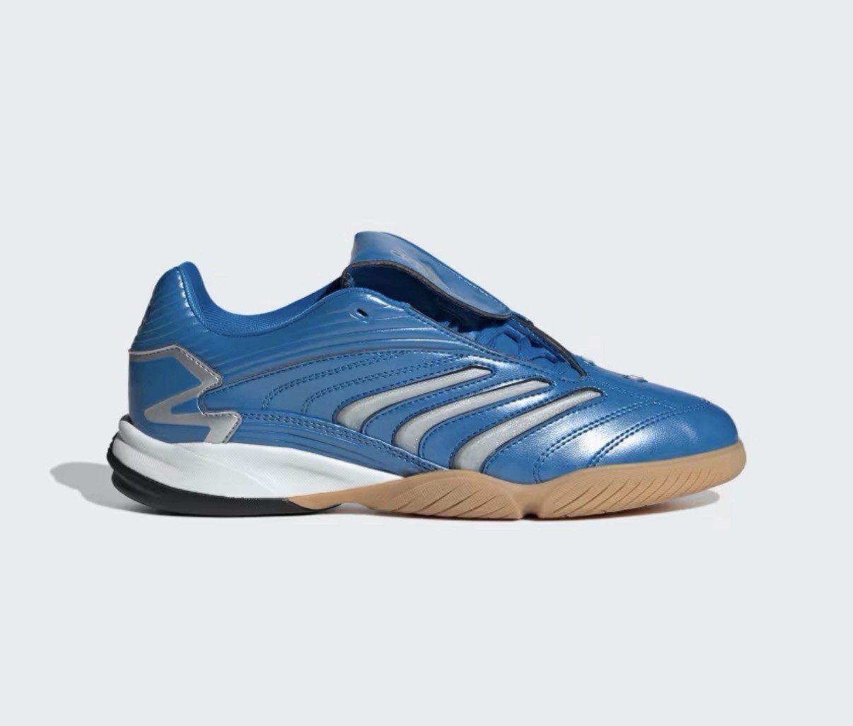 Size 6- adidas Predator Sala Blue Silver Metallic Gum W NIB