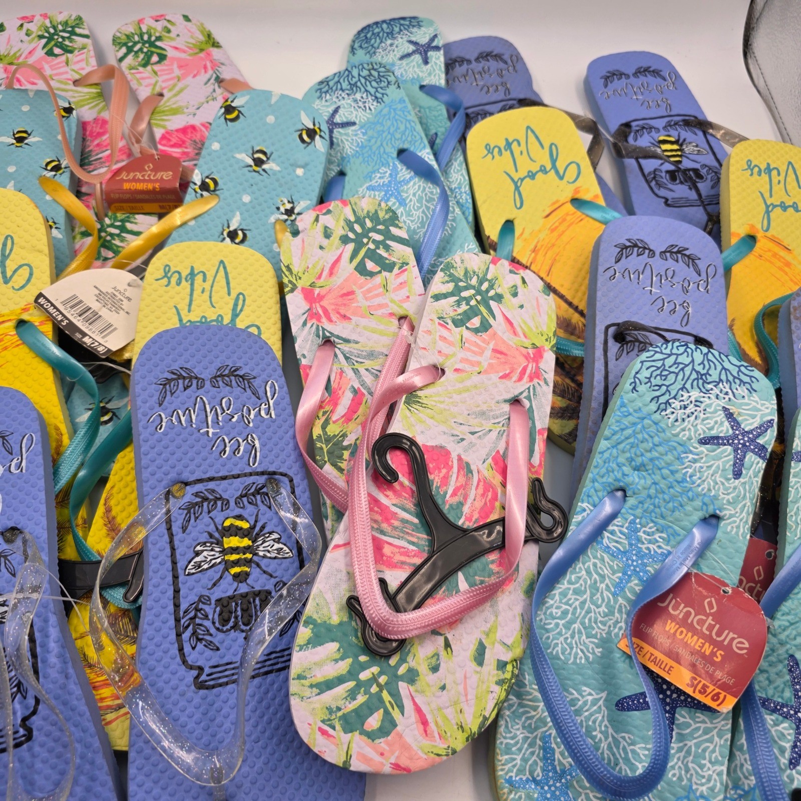 Lot of 10 Juncture Womens Flip Flops Sandals Summer Prints Bee Starfish NWT