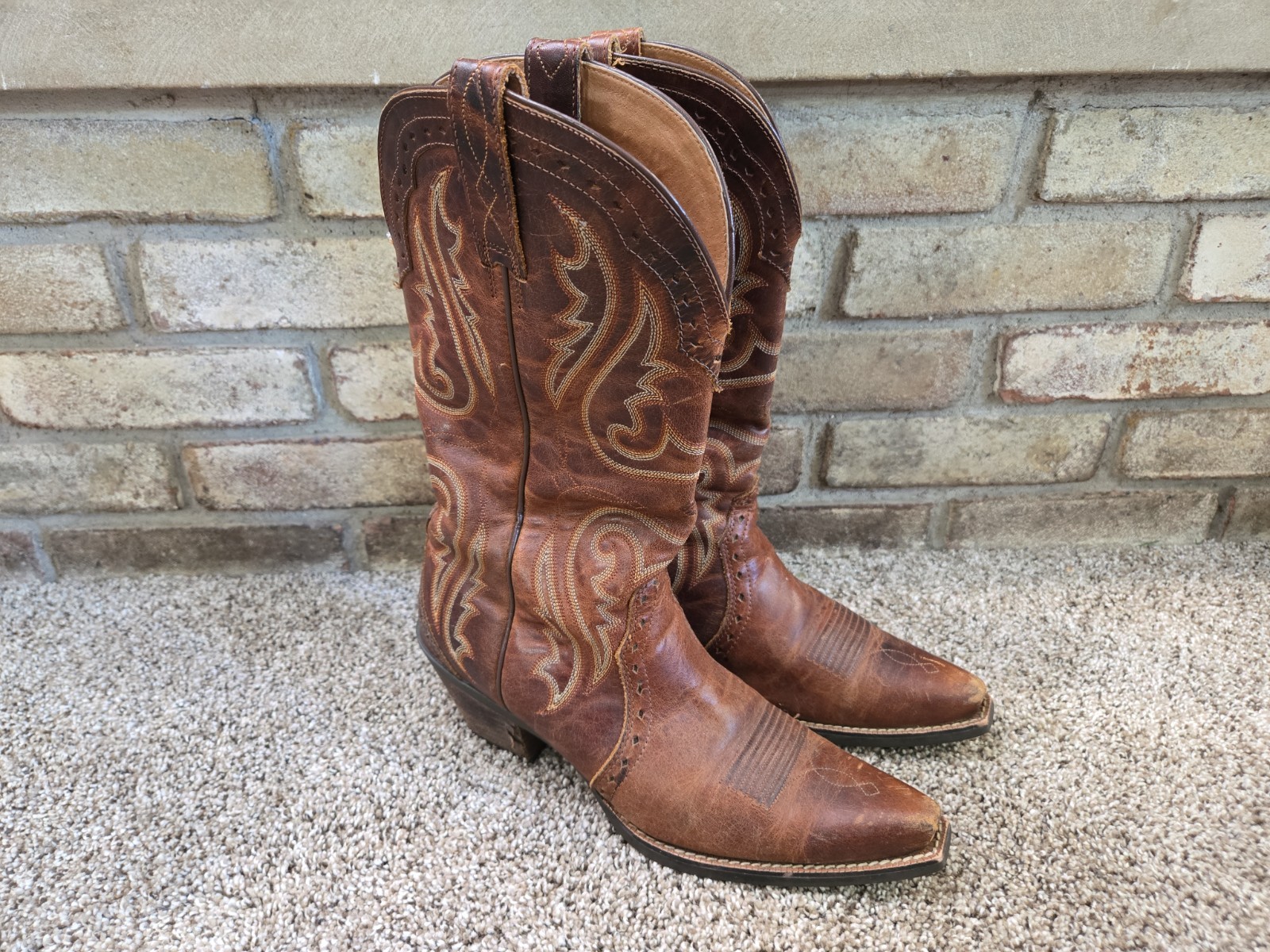 Ariat ATS Brown Leather Western Cowboy Boots Womans Sz 9.5B 10005908 Snip Toe