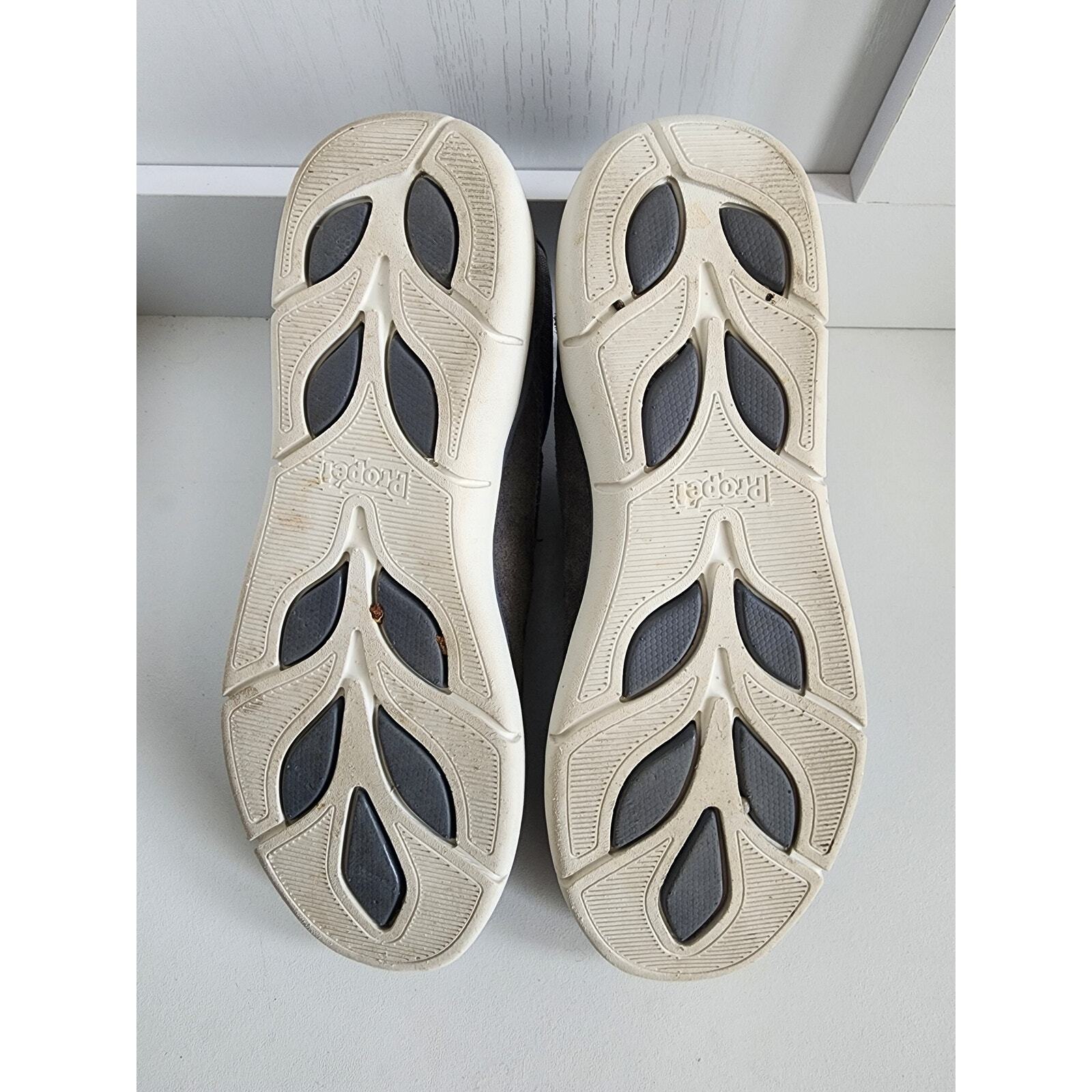 Propet Sally Intrepid Gray Comfort Sneakers