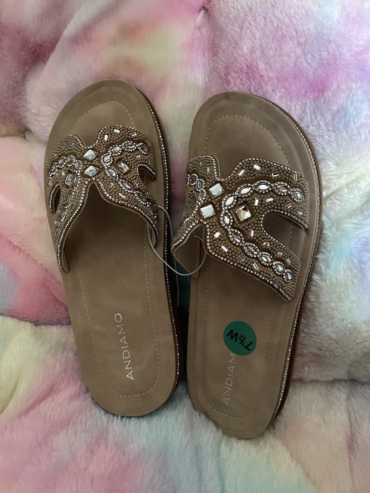 Andiamo Women’s Tan Beaded Rhinestone Slip On Slide Sandals Sz 7 1/2 W New