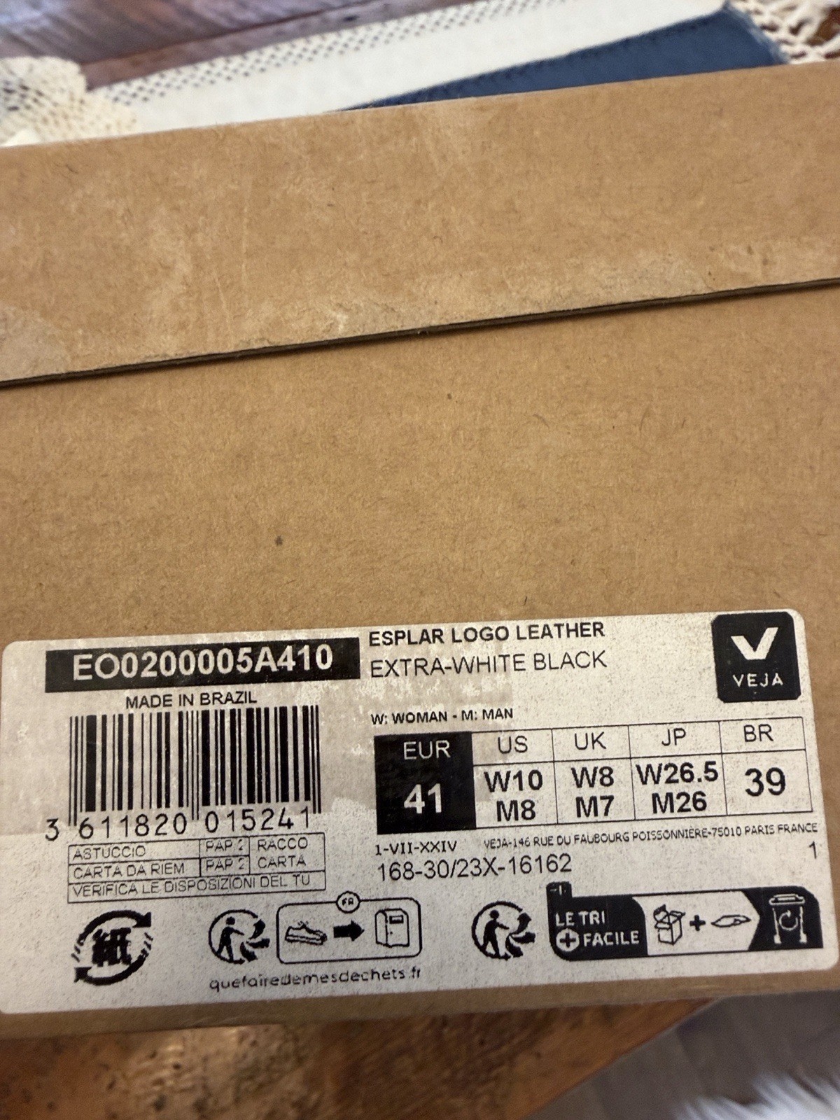 Size 8 – Veja Esplar Leather White Black W