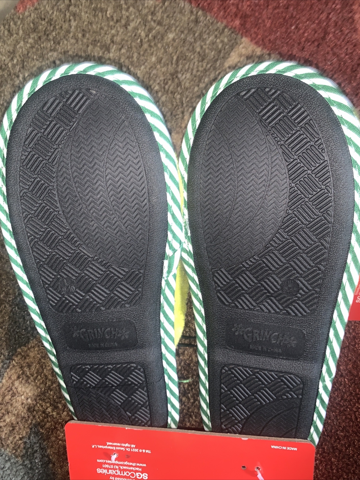 Dr. Seuss The Grinch Christmas Unisex Slippers Size 9/10 USA
