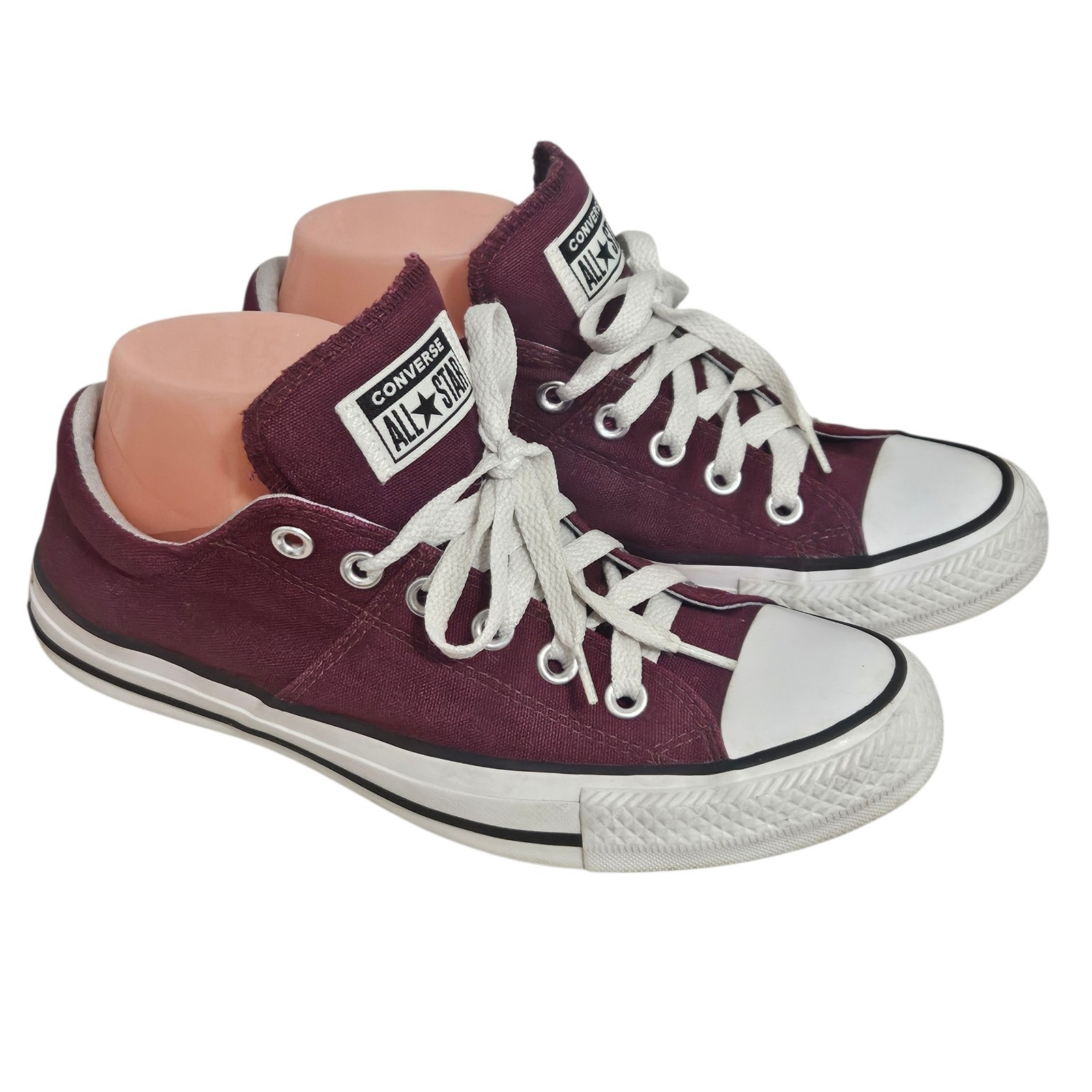 Converse Chuck Taylor All Star Low Top Maroon Women’s Size 8