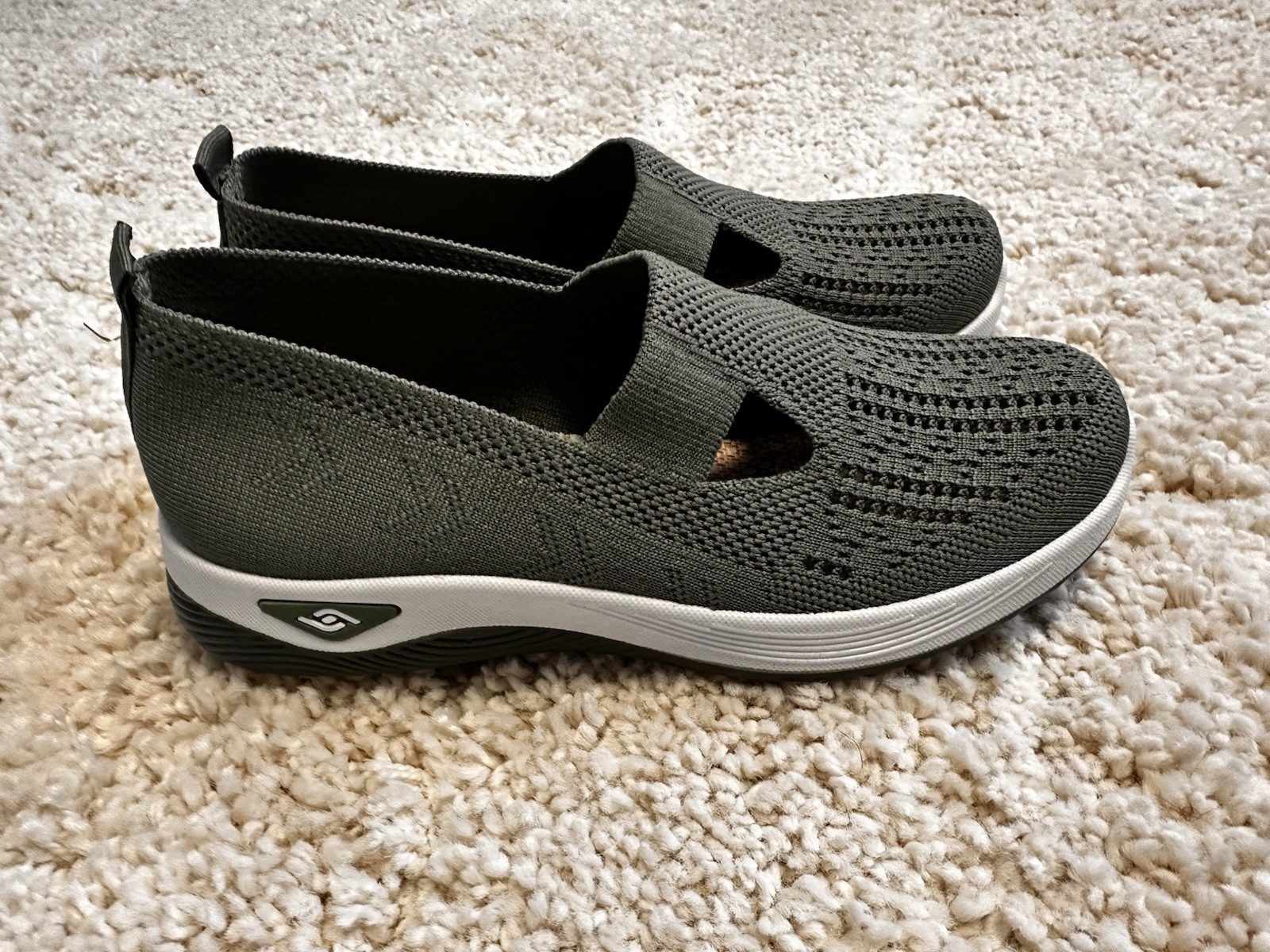 Women’s Daily Orthopedic Walking Breathable Slip On Soft Sole Diabetic Shoe 6.5