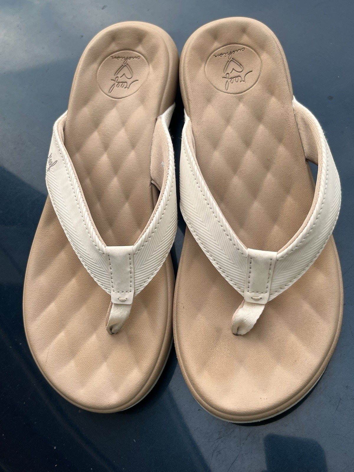 Reef Cushion Harmony Sand off-white light cream EVA foam flip flops 7 / 37.5