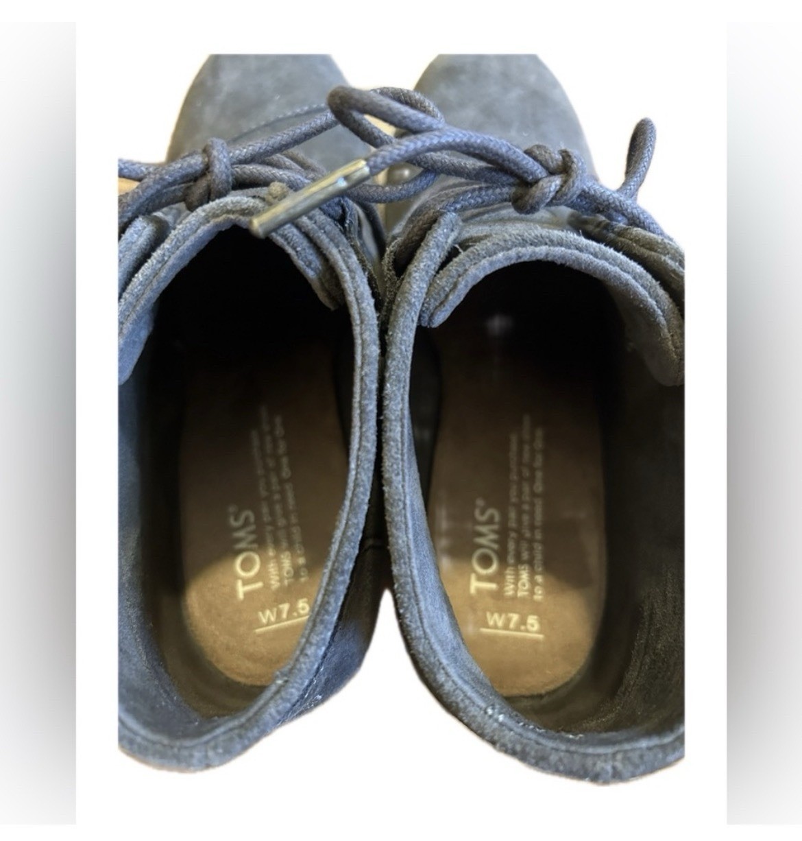 TOMS Women’s Gray Suede Ankle Bootie Round Toe Lace Up Wedge Heel US 7.5