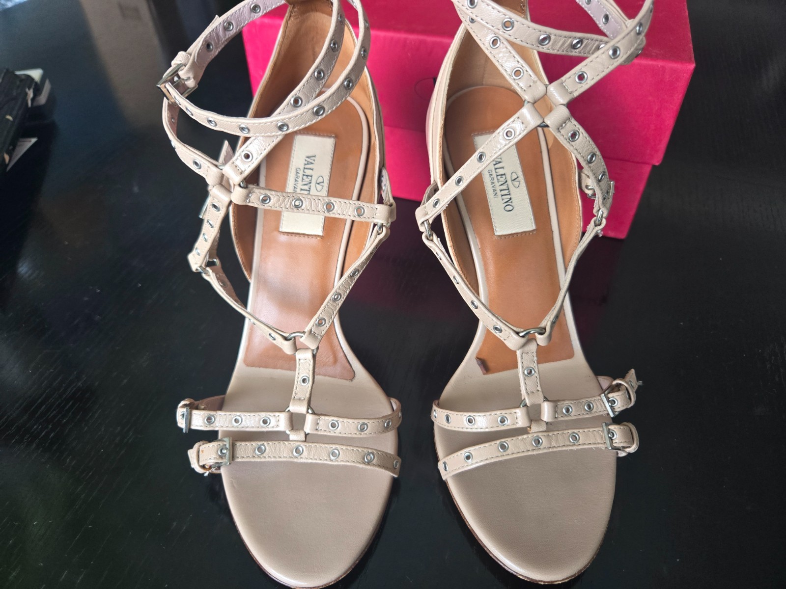 Valentino Garavani Cream Poudre Caged Leather Sandals P45 T100 OG Box Sz 36 M