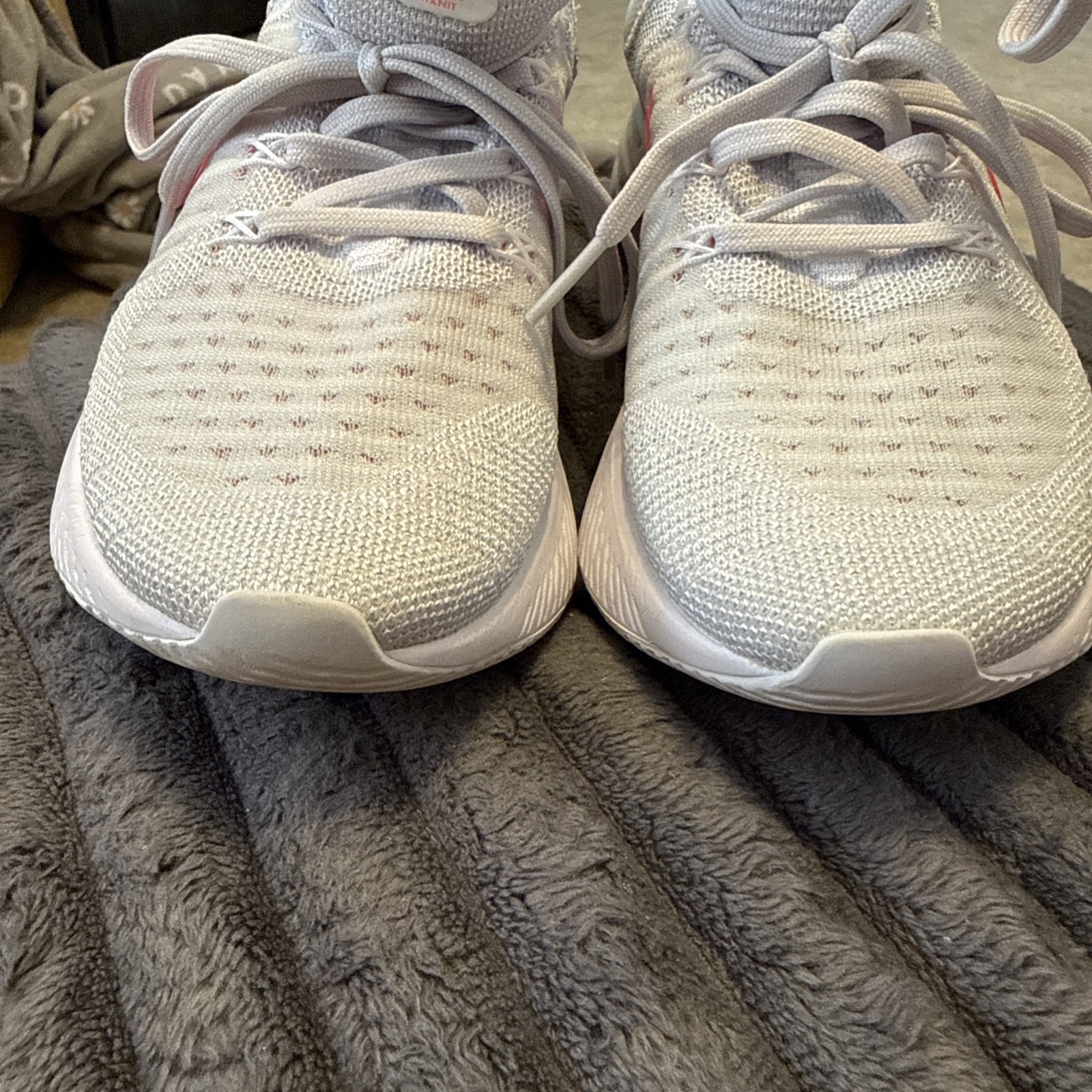 Nike React Infinity Run Flyknit 2 Shoes Platinum CT2423 004 WOMENS Sz 7