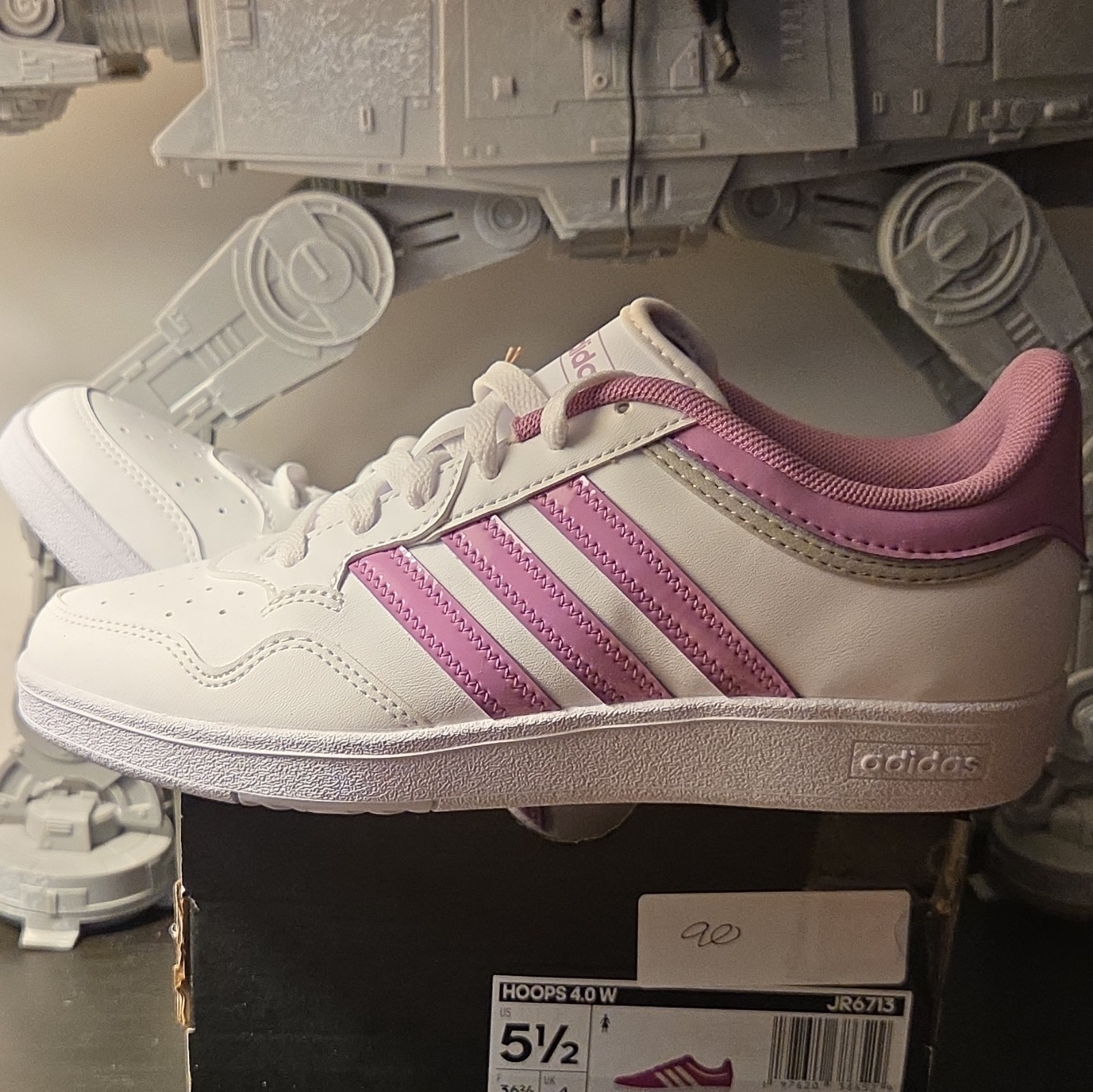 adidas Hoops 4.0 W Women’s White/Pink Low Top Lace-Up Sneakers JR6713