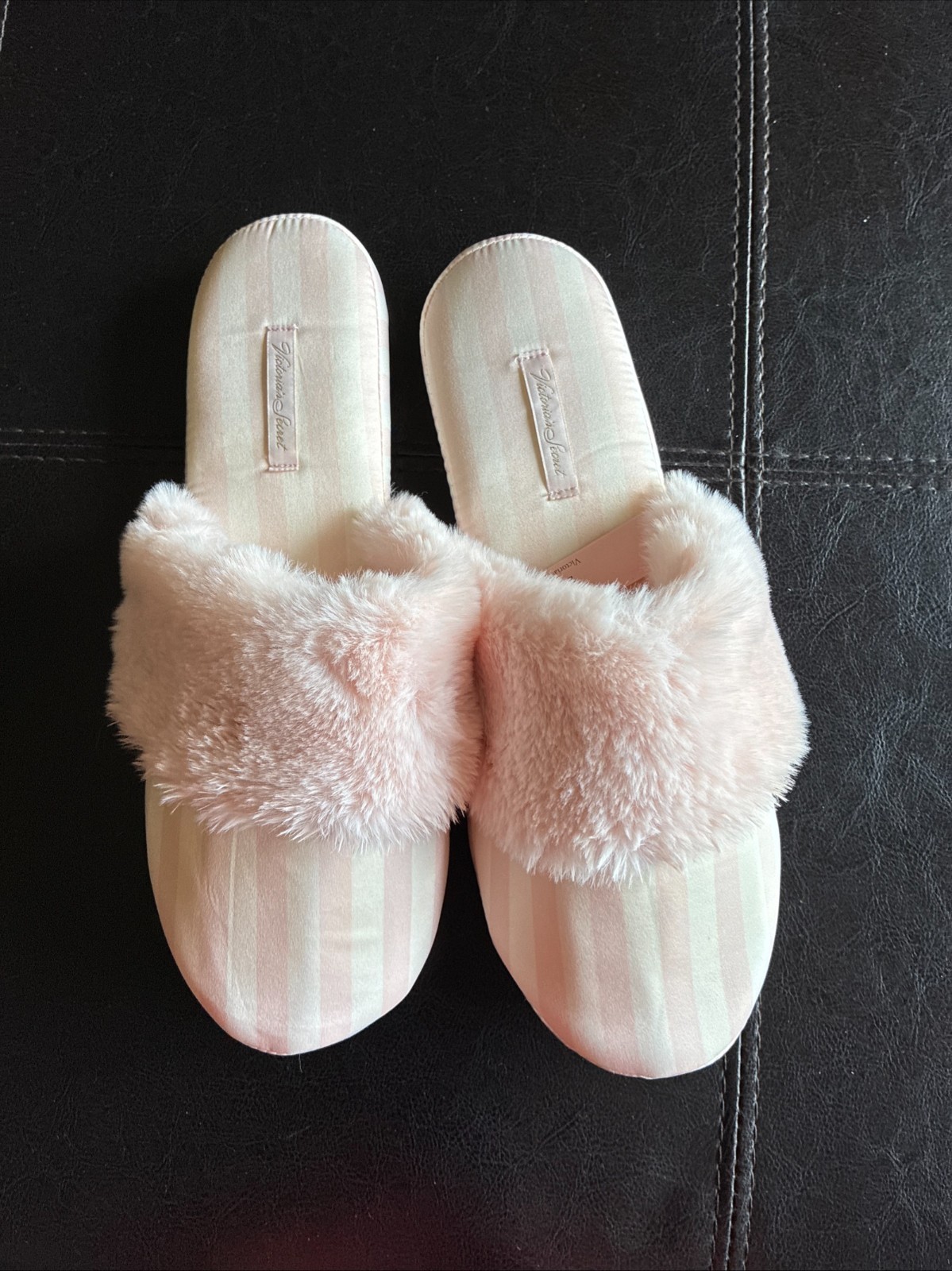 NWT M (7-8) Victoria’s Secret Pink Satin Slippers & Bag