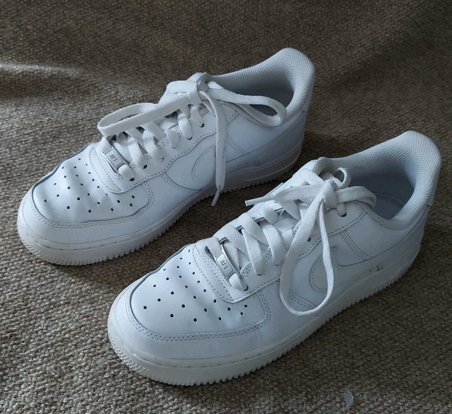 Nike Air Force 1 ’07 Womens Size US 8 Triple White Shoes DD8959-100