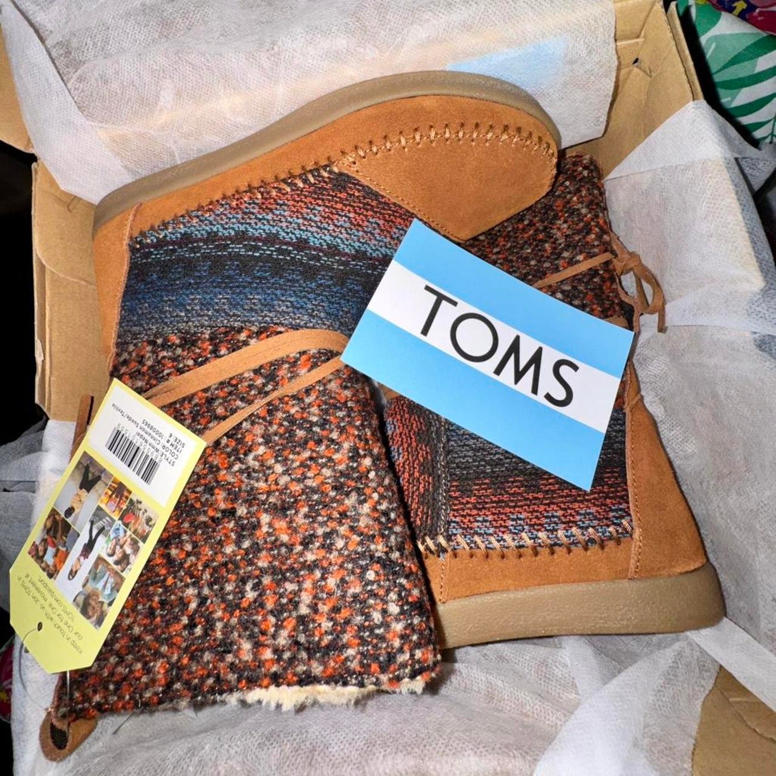 Nwt toms nepal cinnamon suedetextile