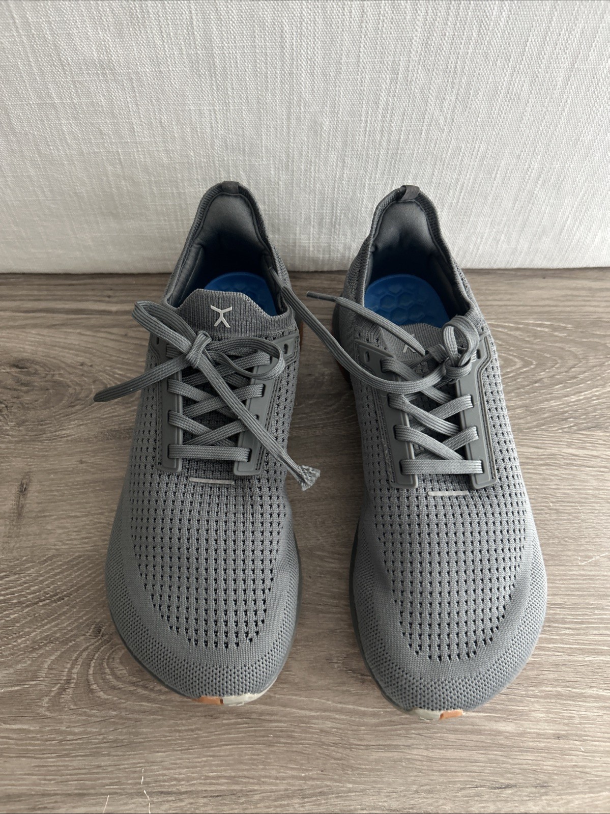 Flux Womens Size 8 1/2 Men’s 7 Grey Shoes