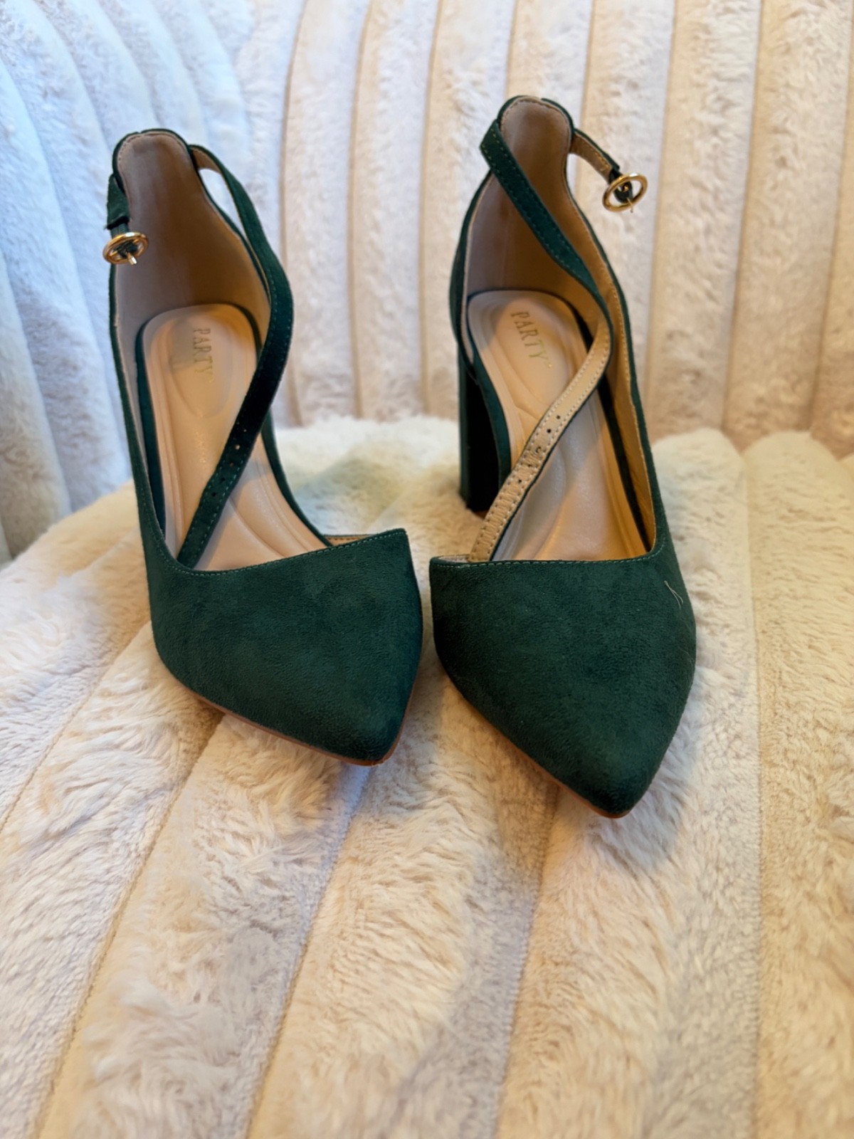 Womens Size 7 3in Pointed Toe Heel Forest Green Emerald Suede Formal Semi Formal