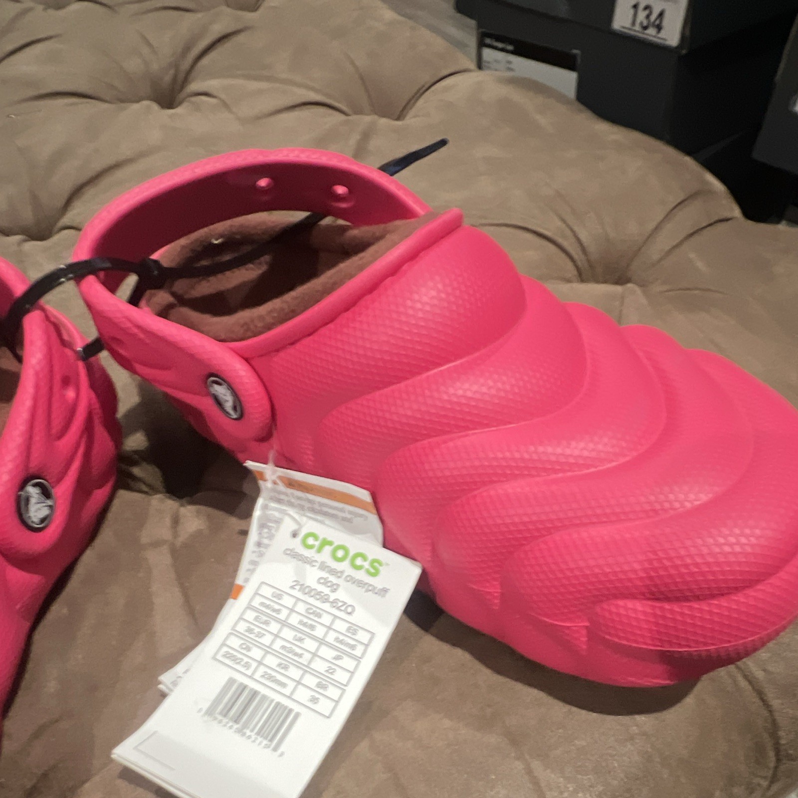 Crocs Classic Lined Overpuff Clog Pink Fleece Lined Slip-On Women’s 6 EU36-37
