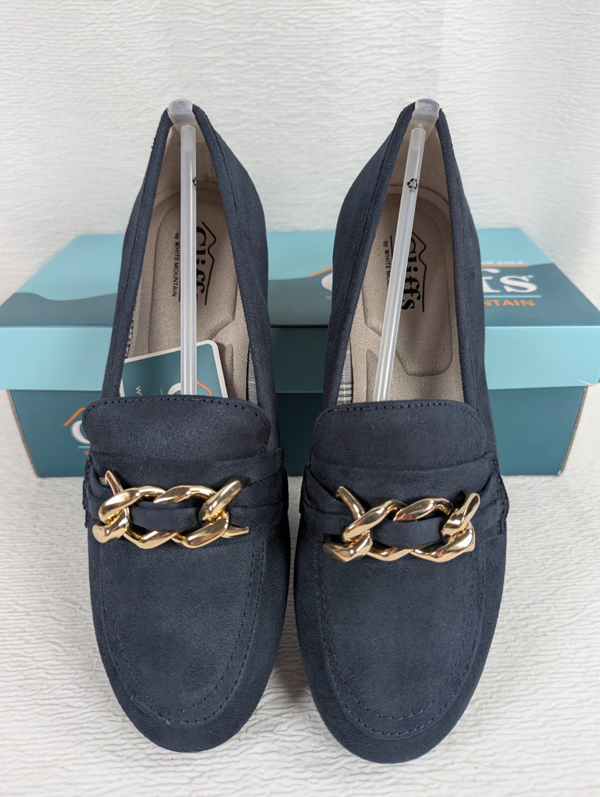Cliffs by White Mountain – Gainful – Loafer / Flat – Navy Suedette – Size: 6W