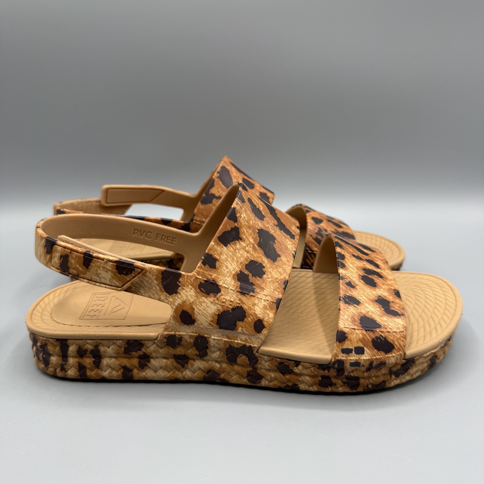 REEF Water Vista Sandals in Leopard Pattern Water Friendly Women Size 8