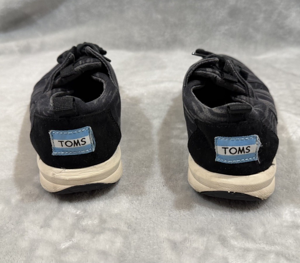 TOMS Del Rey Womens 6.5 Sneakers Black Gray Ikat Canvas Casual Shoes