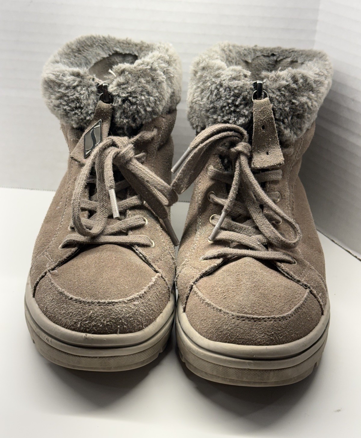 Skechers Street Cleat Everyday Chillz Suede Ankle Boot Style Taupe Women’s Sz 8