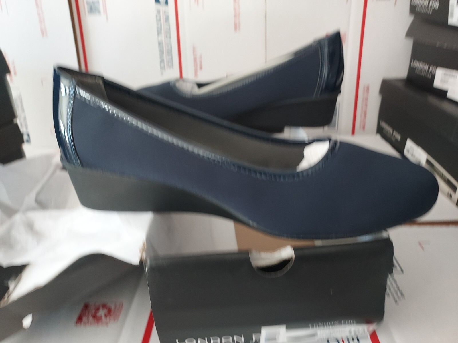 LONDON FOG Chester NAVY BLUE Neoprene Dress Wedge womens size 10 M, #trl8
