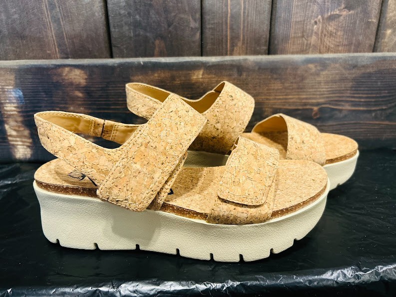 OTBT Women’s MONTANE Cork Platform Sandal Size 7.5m